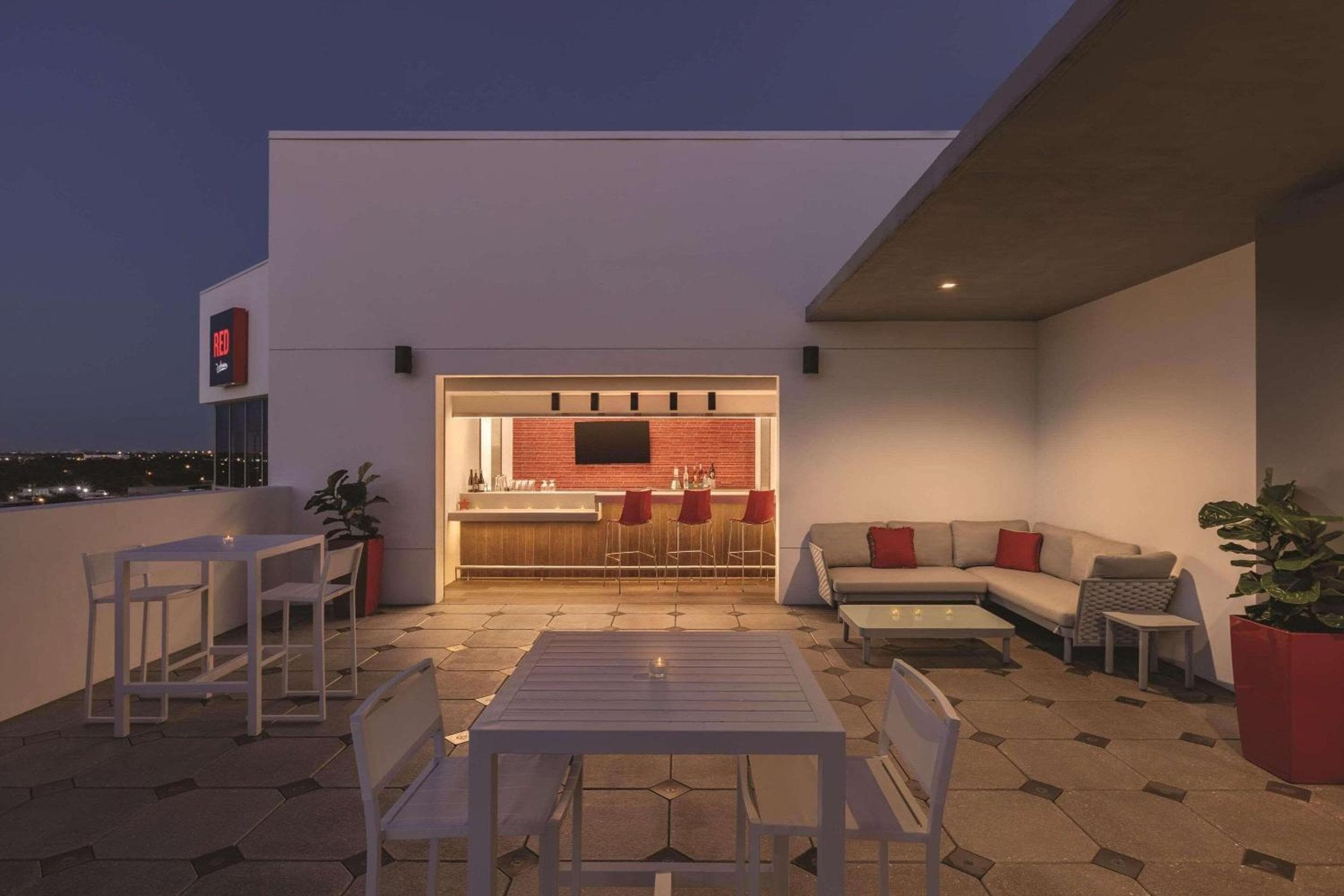 Kompose Boutique Hotel Miami Flughafen — 27