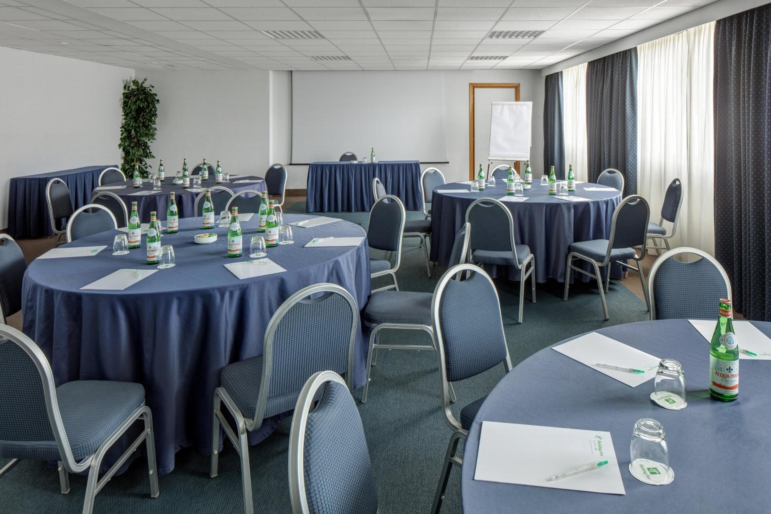 Holiday Inn Rome - Eur Parco Dei Medici by IHG — 5