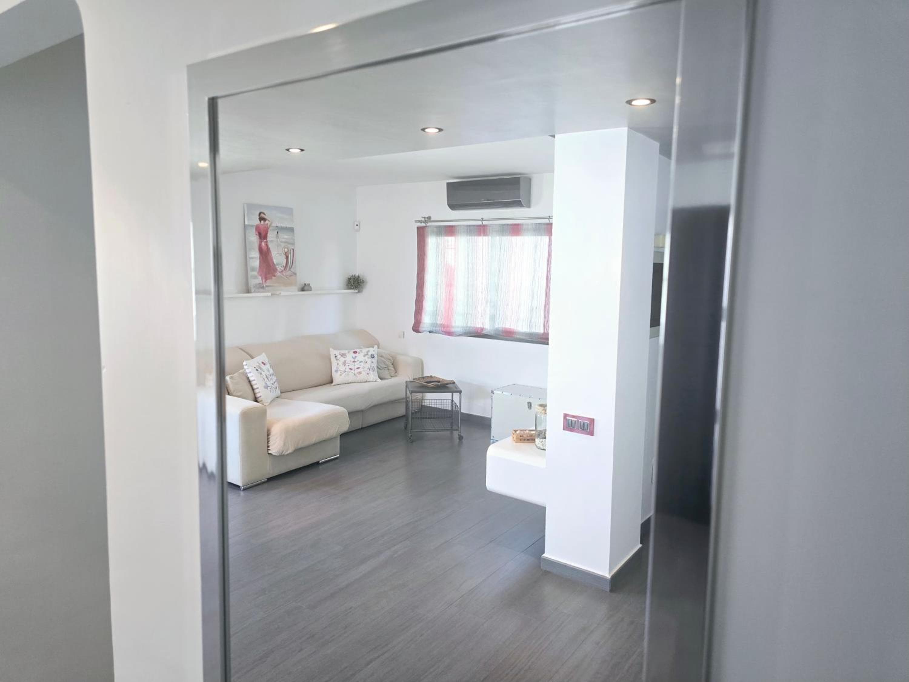 Oasis House — 4