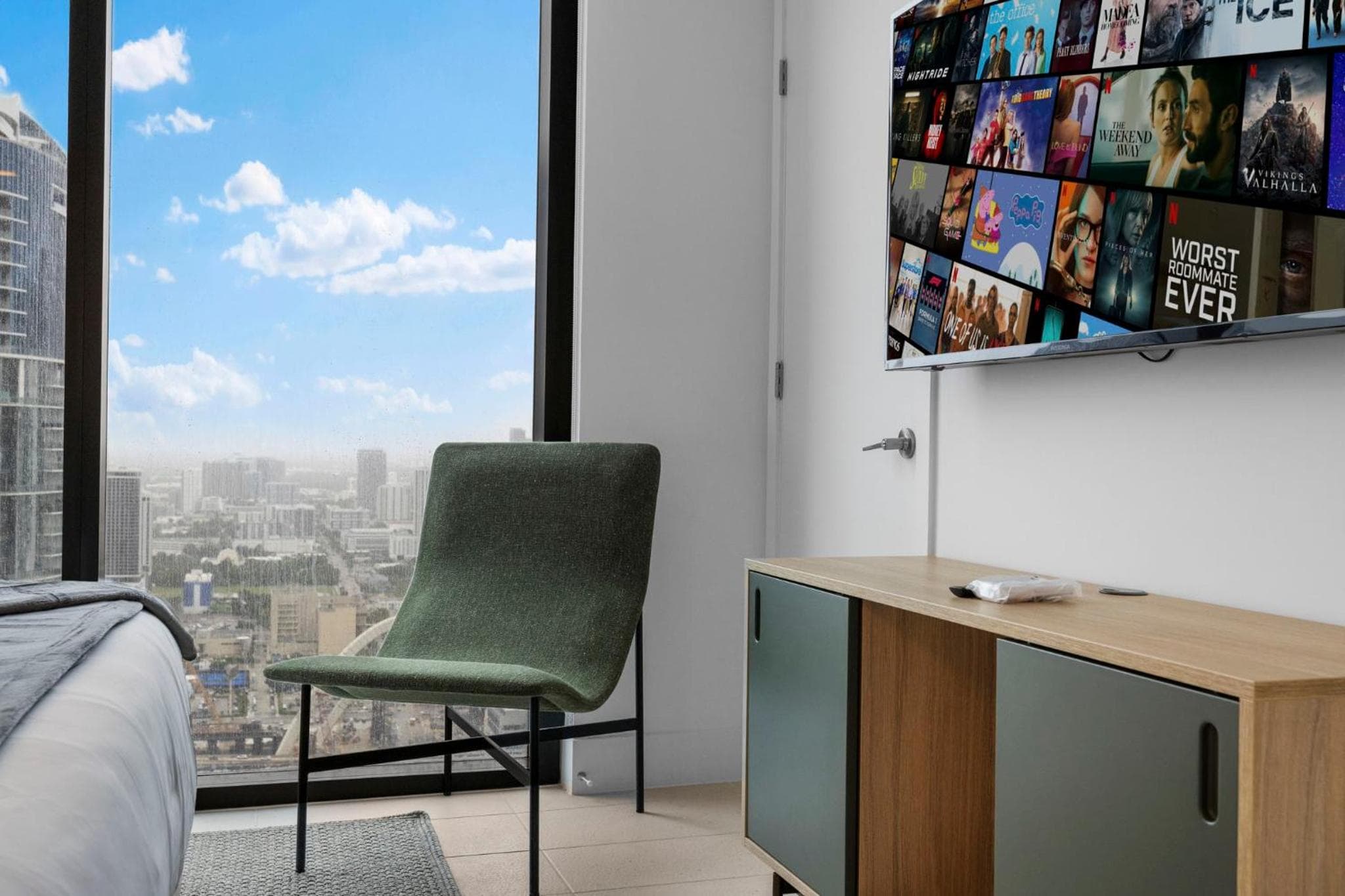Auf der 46. Etage! Erstaunliche Aussichten und Top-Annehmlichkeiten — 26