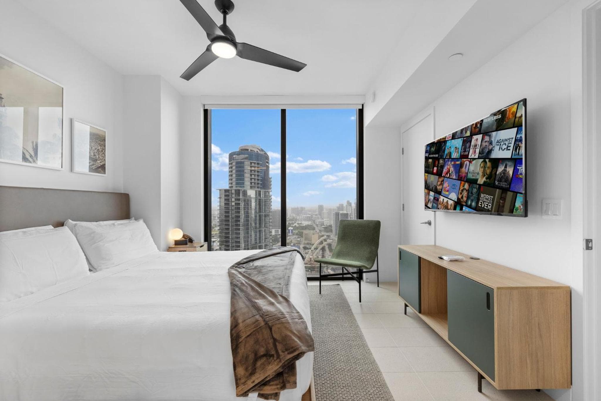 Auf der 46. Etage! Erstaunliche Aussichten und Top-Annehmlichkeiten — 23