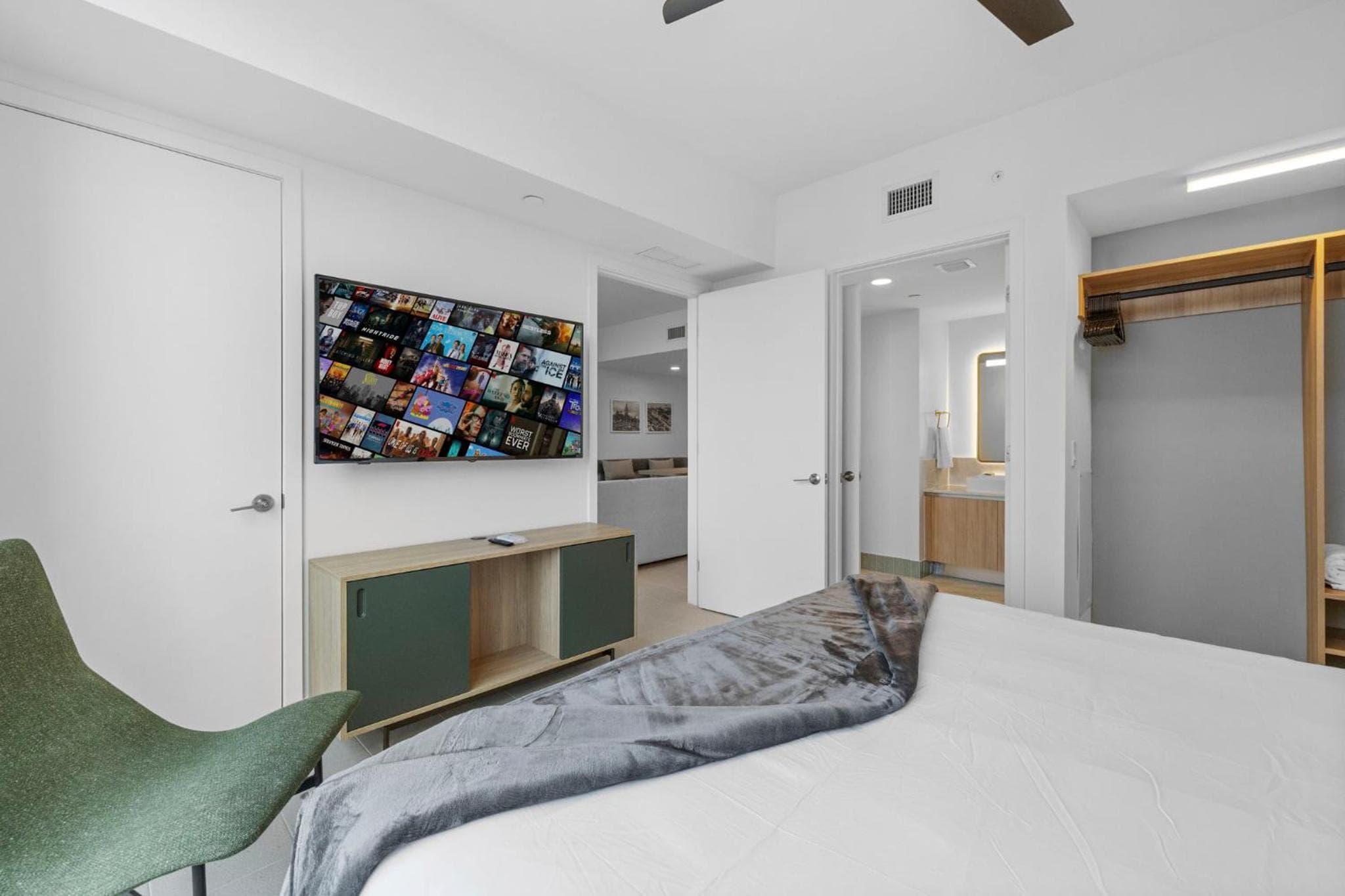 Auf der 46. Etage! Erstaunliche Aussichten und Top-Annehmlichkeiten — 18