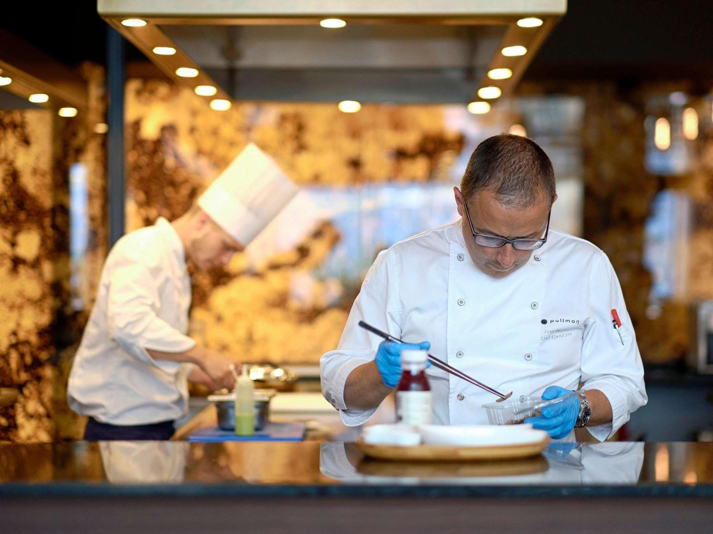 Sofitel Barcelona Skipper — 24