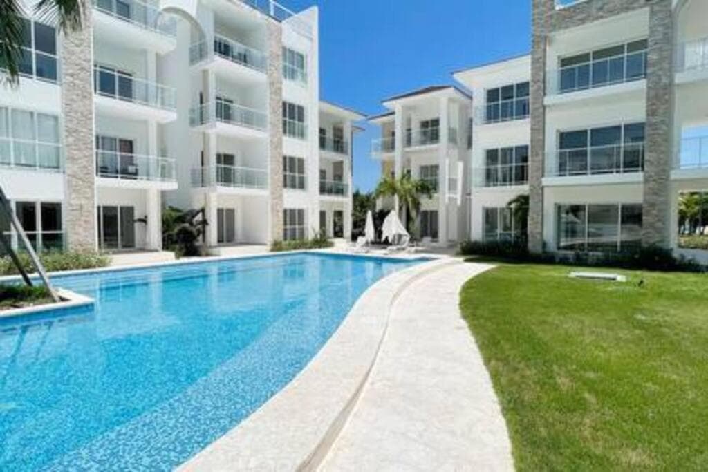 Brand New beach and golf condo in Punta Cana — 9