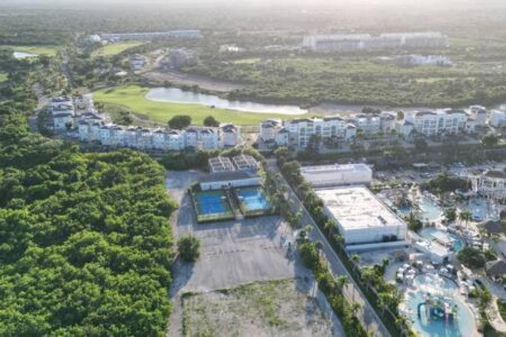 Brand New beach and golf condo in Punta Cana — 13