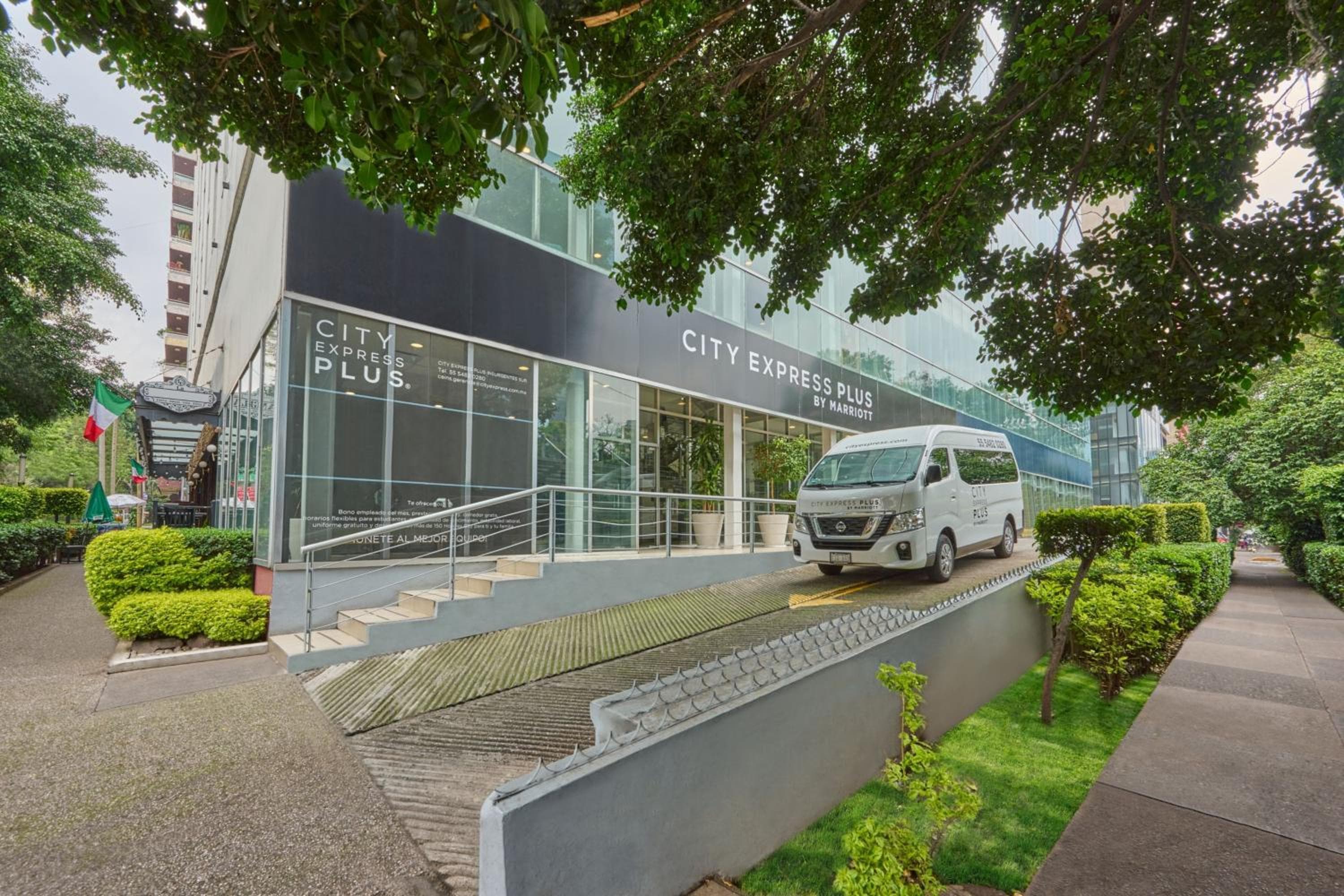 City Express Plus del Marriott Insurgentes Sur — 9