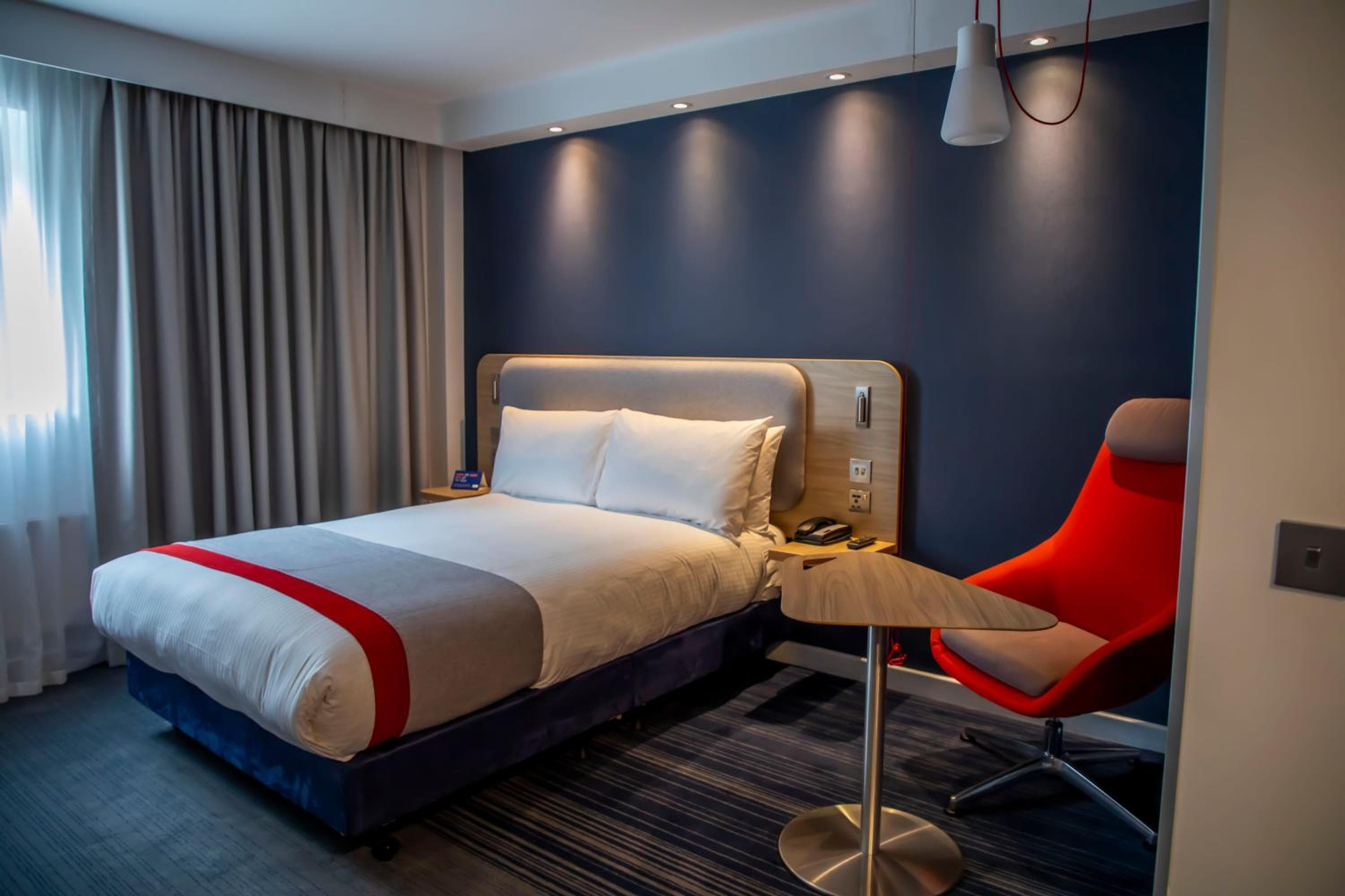Holiday Inn Express Royal Docks by IHG — 16