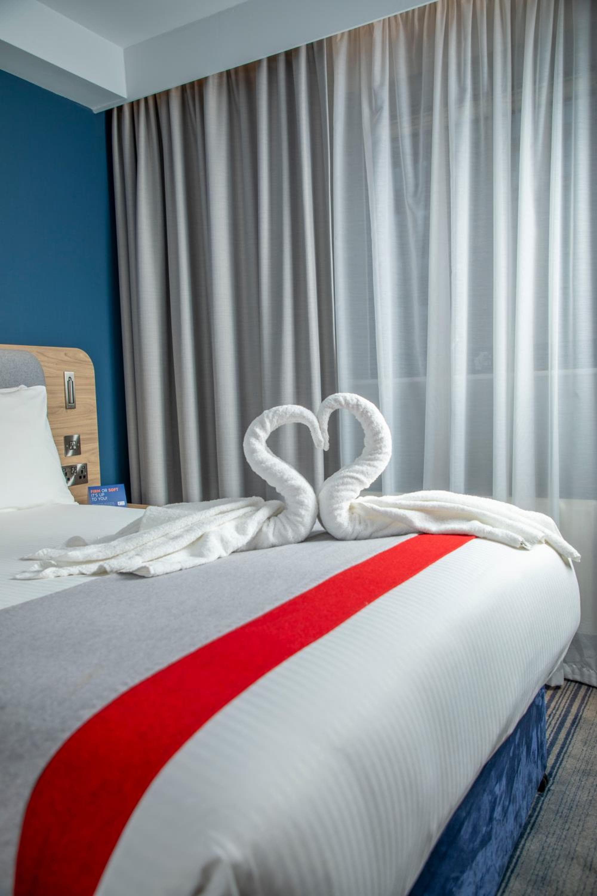 Holiday Inn Express Royal Docks by IHG — 7