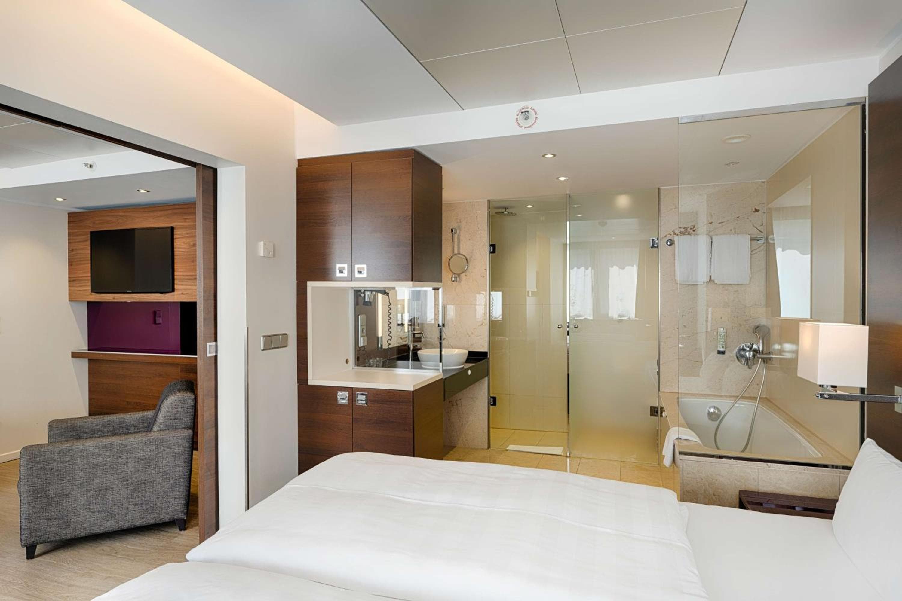 Park Inn by Radisson Berlin Alexanderplatz hotel, Alexanderplatz 7, Berlin, Germany — photo 37