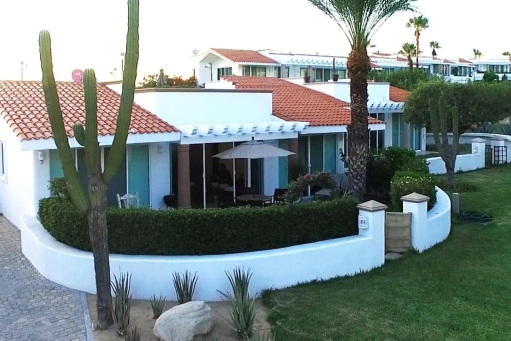 Cabo Cottage Villa Neptuno Encantadora Villa en Cabo Comunidad con Vista Tranquila al Mar — 1