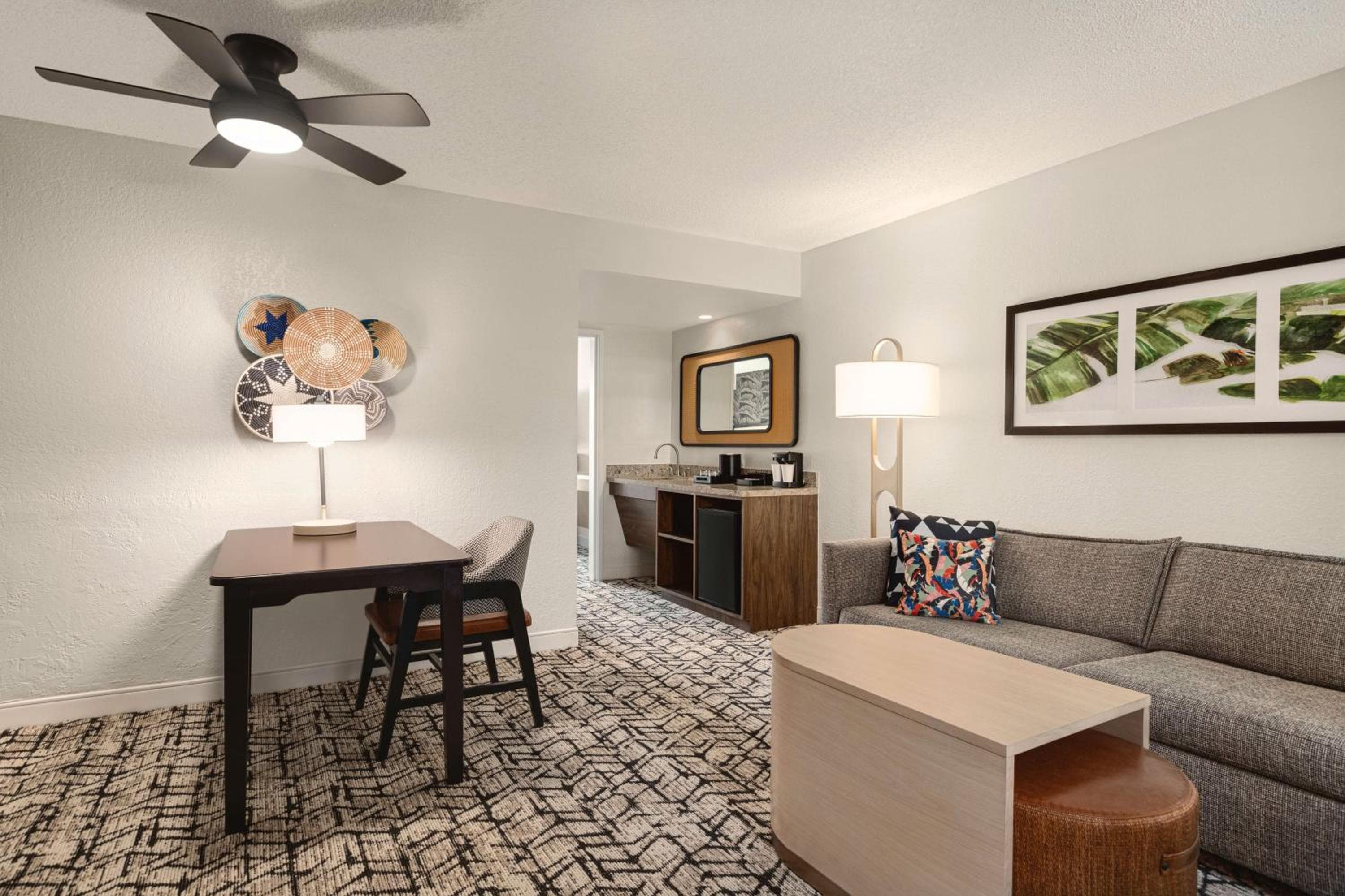 Embassy Suites by Hilton Fort Lauderdale 17th Street — 2