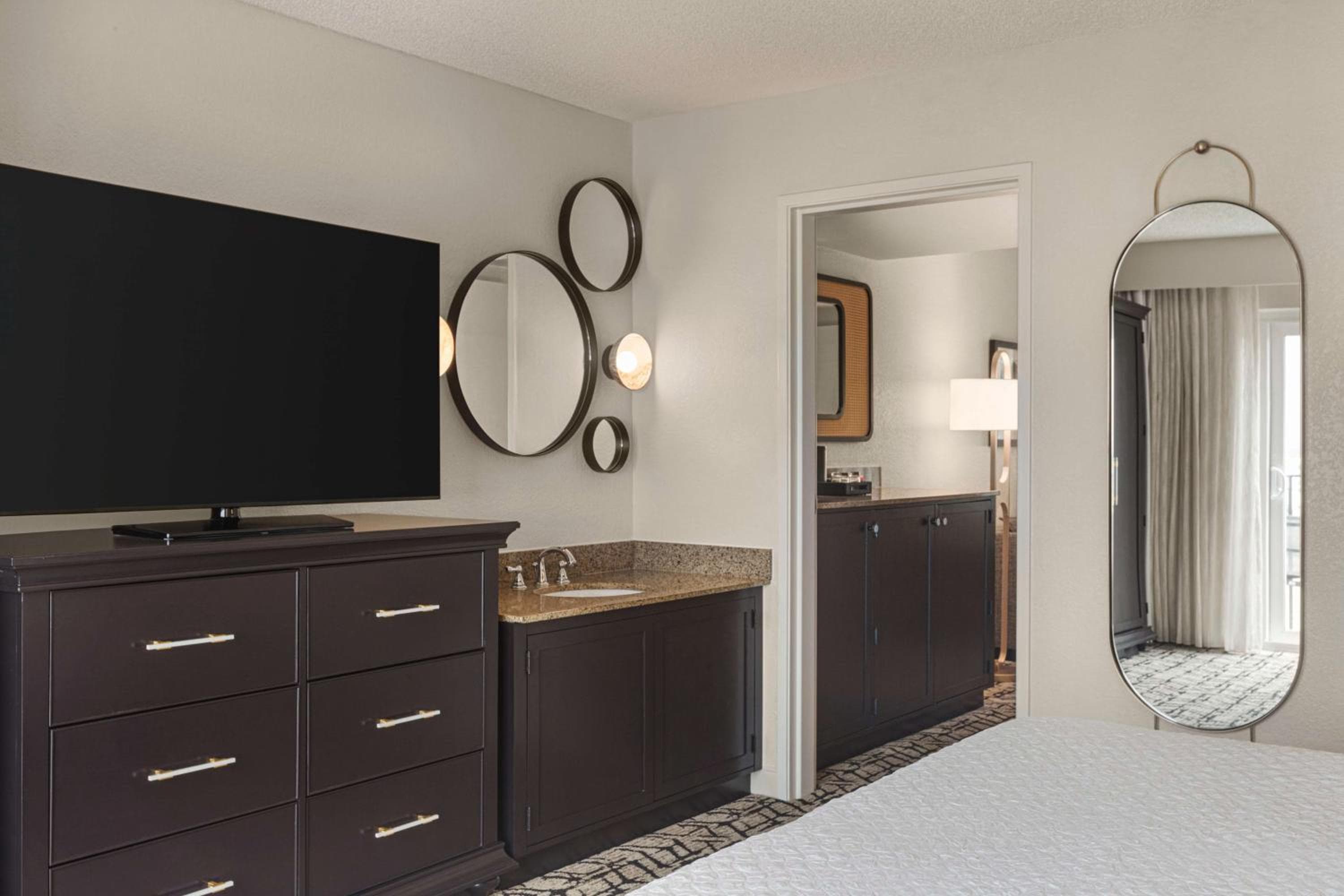 Embassy Suites by Hilton Fort Lauderdale 17th Street — 10