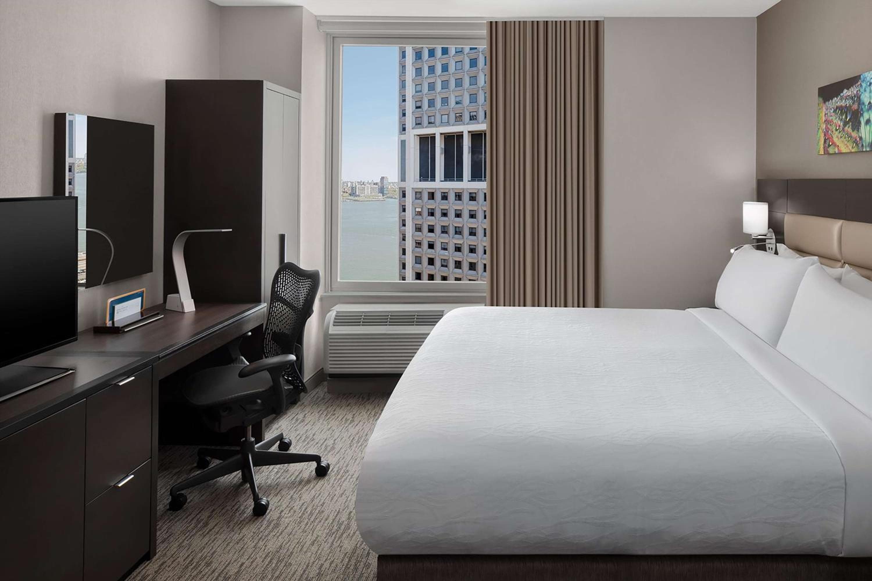 Hilton Garden Inn NYC Financial Center/Manhattan Downtown hotel, 6 Water Street   , New York, United States — photo 9