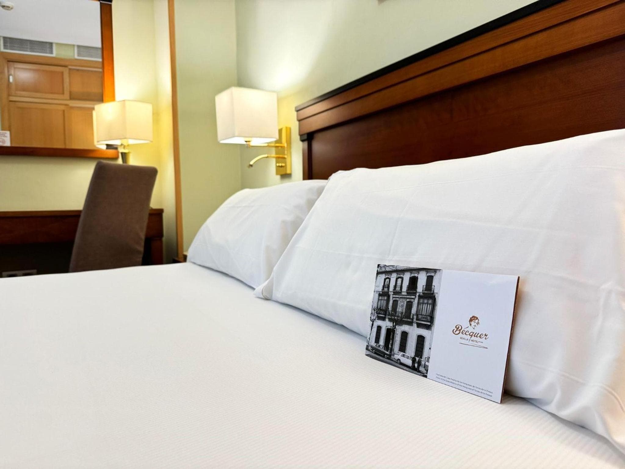 Hotel Bécquer — 12