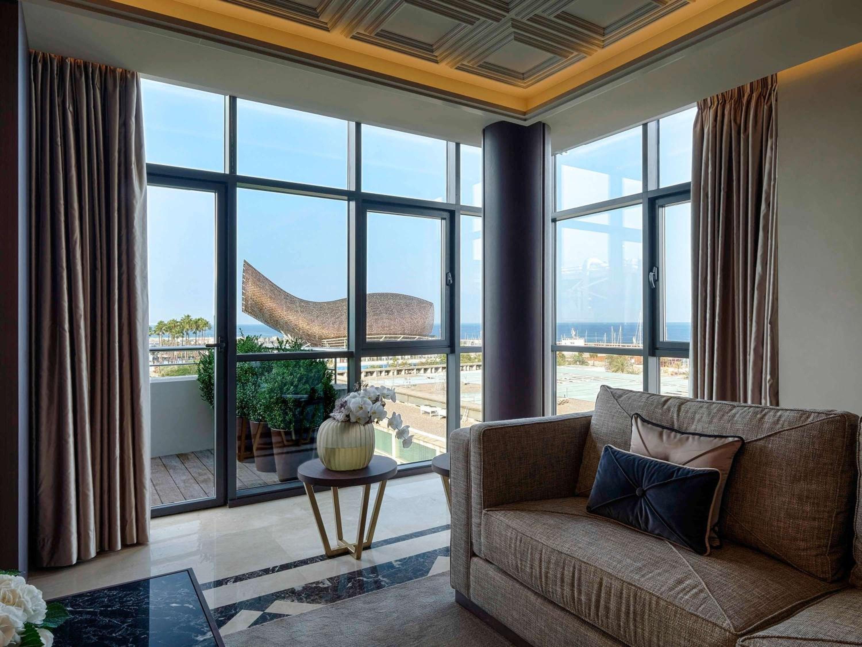 Sofitel Barcelona Skipper — 9