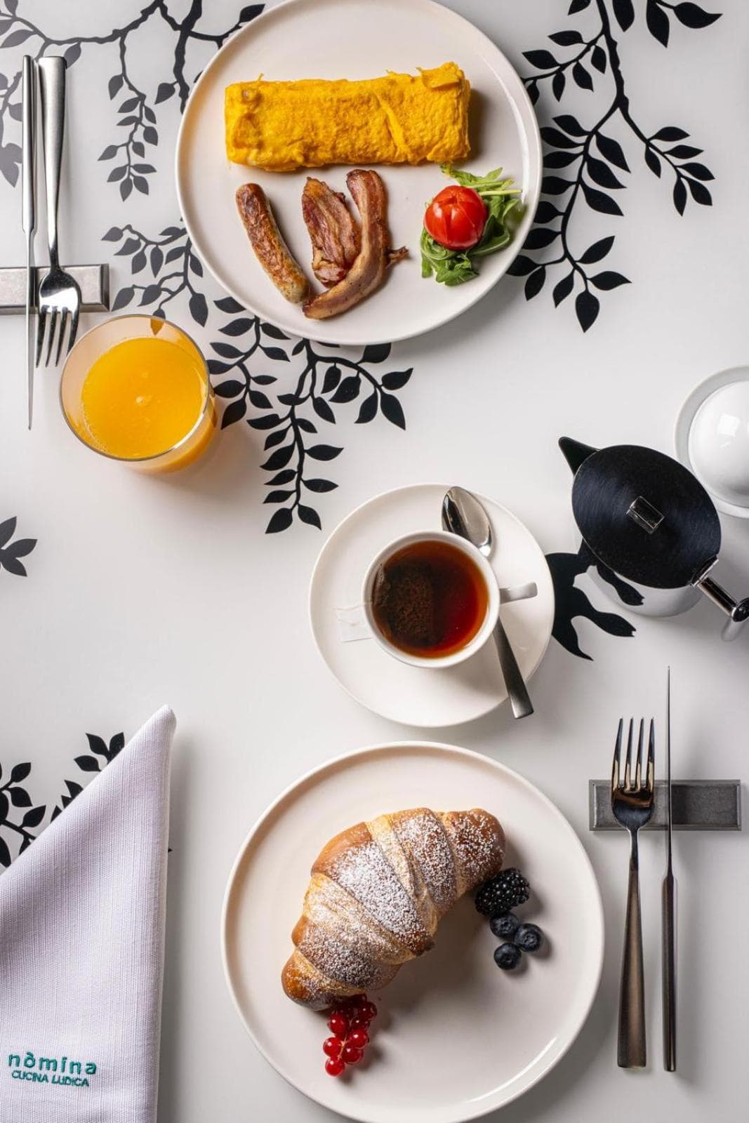 Roma Luxus Hotel — 24