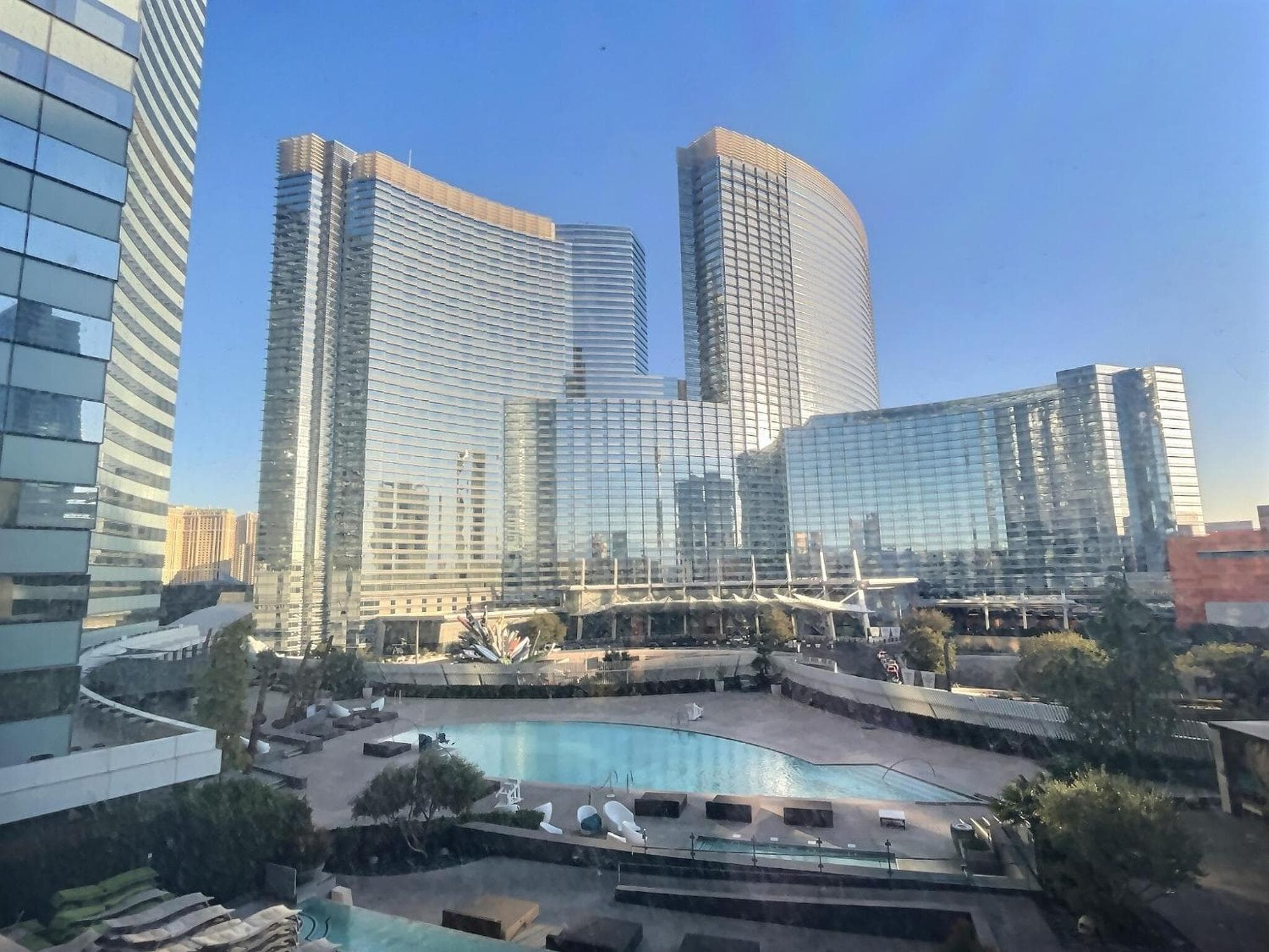 Lusso Jet al Vdara — 1