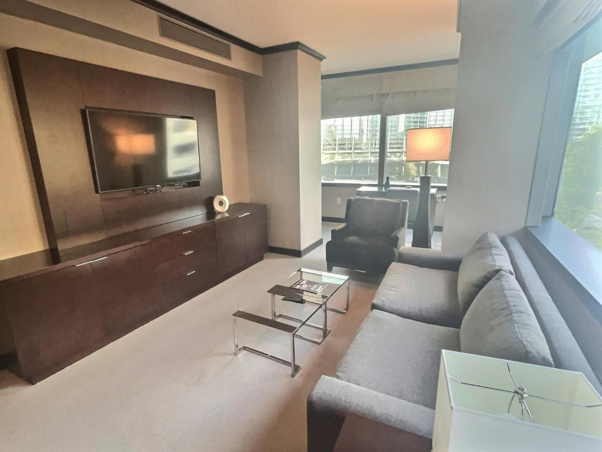 Lusso Jet al Vdara — 2