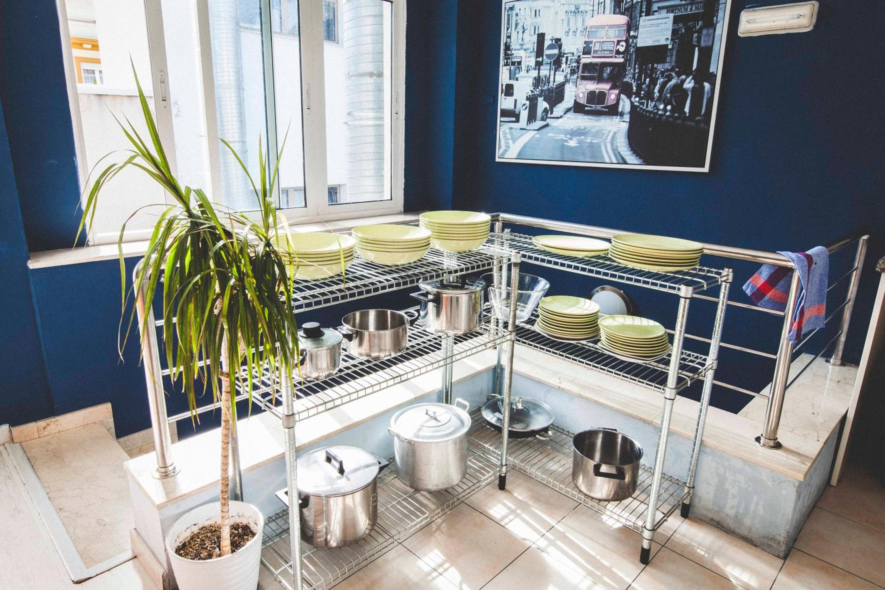 Feel Hostels Soho Malaga — 23