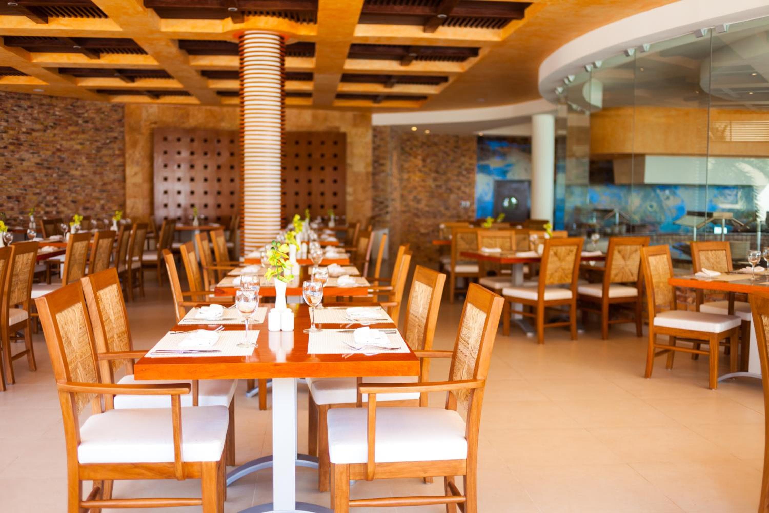 The Reef Coco Beach Resort & Spa- Optional All Inclusive — 27