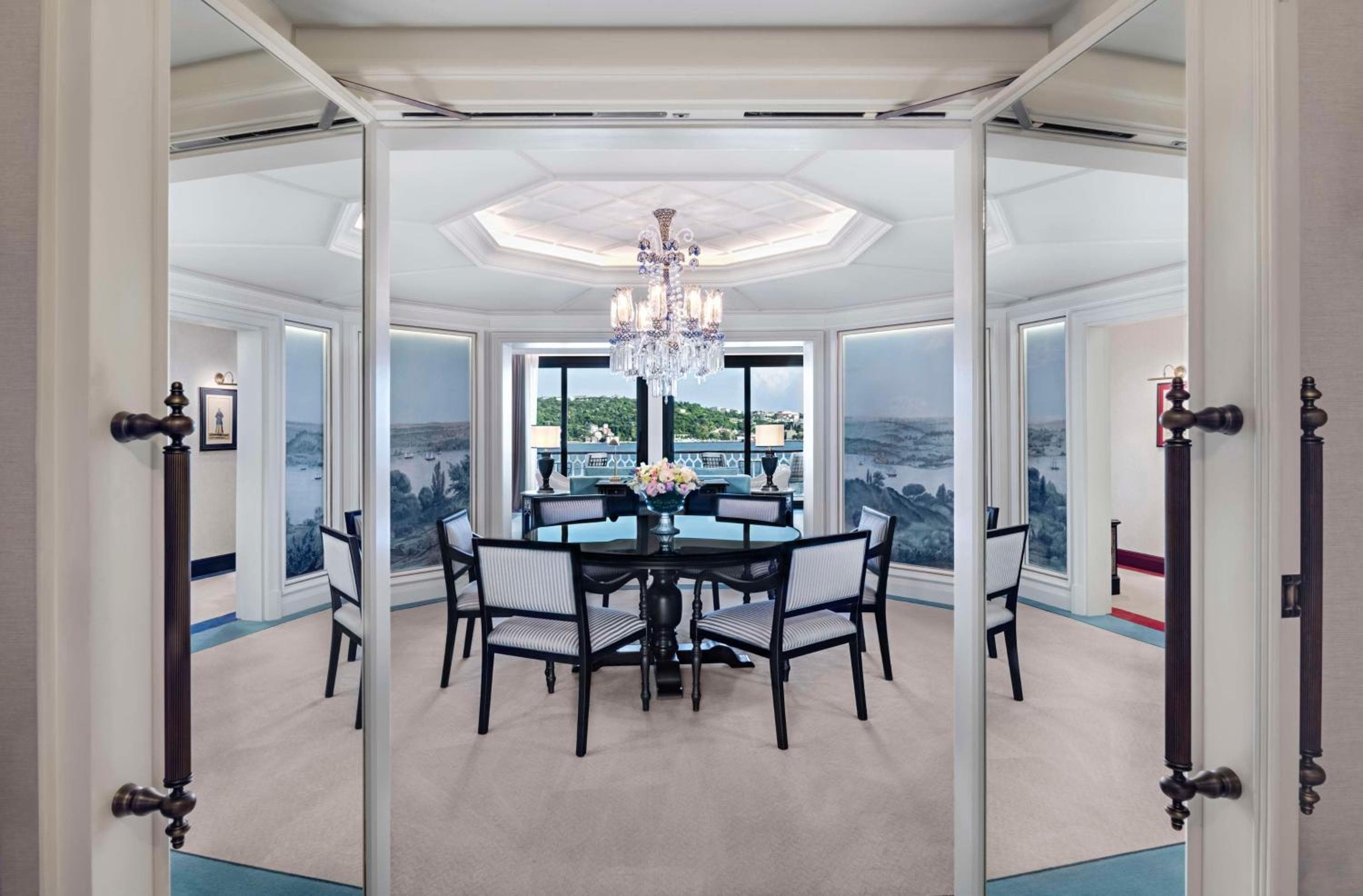 Çırağan Palace Kempinski Istanbul — 14