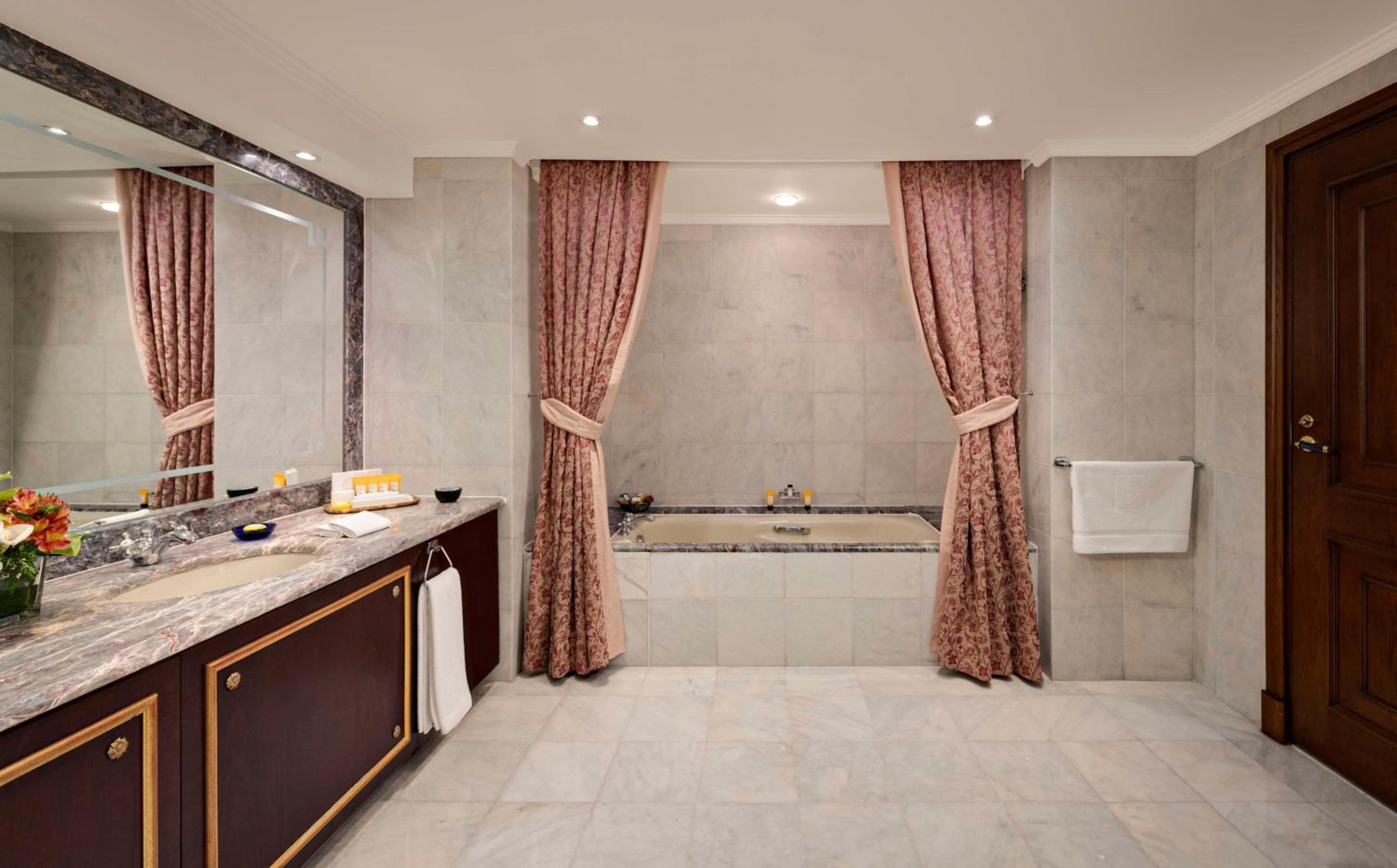 Çırağan Palace Kempinski Istanbul — 7