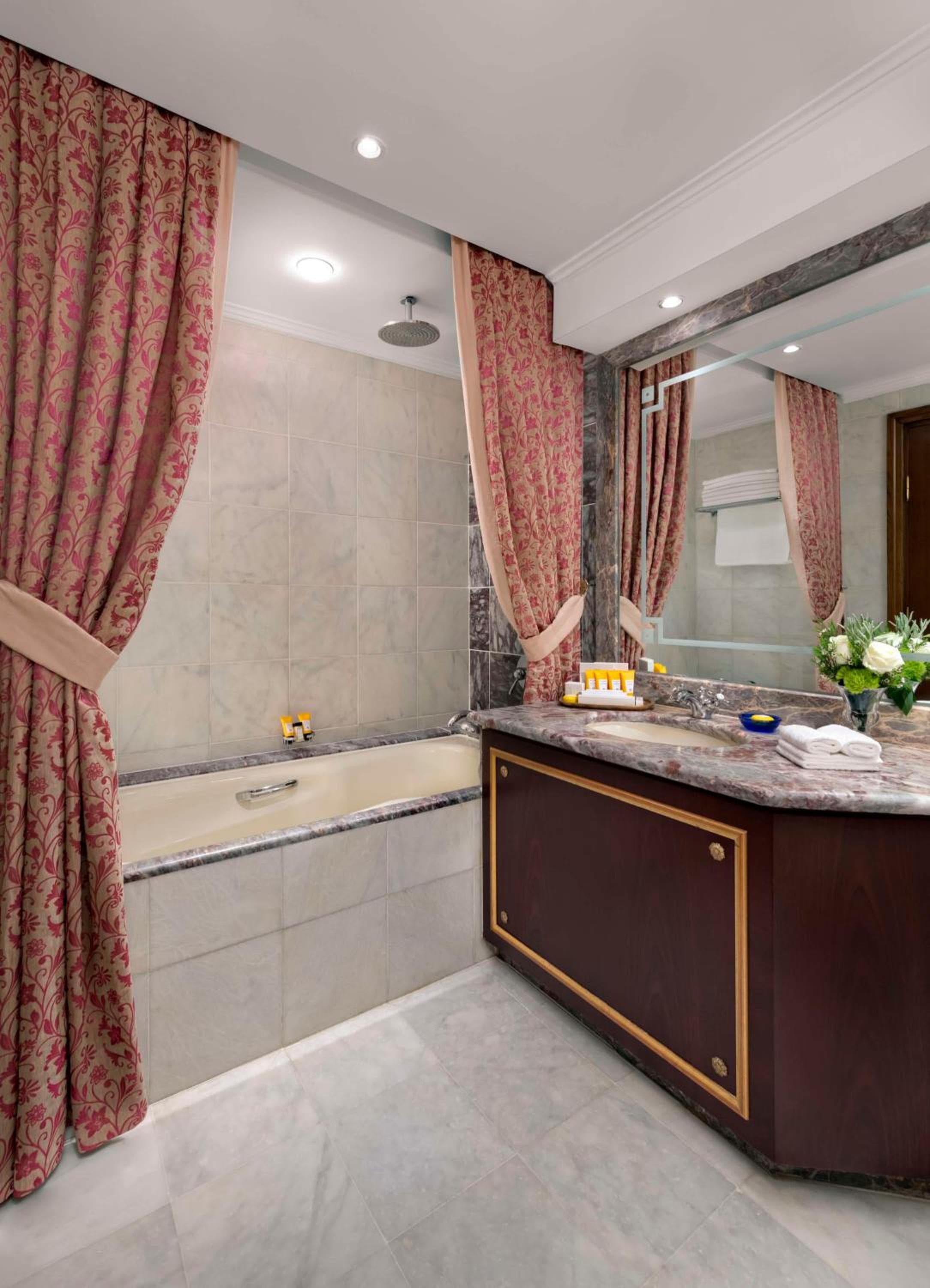 Çırağan Palace Kempinski Istanbul — 29