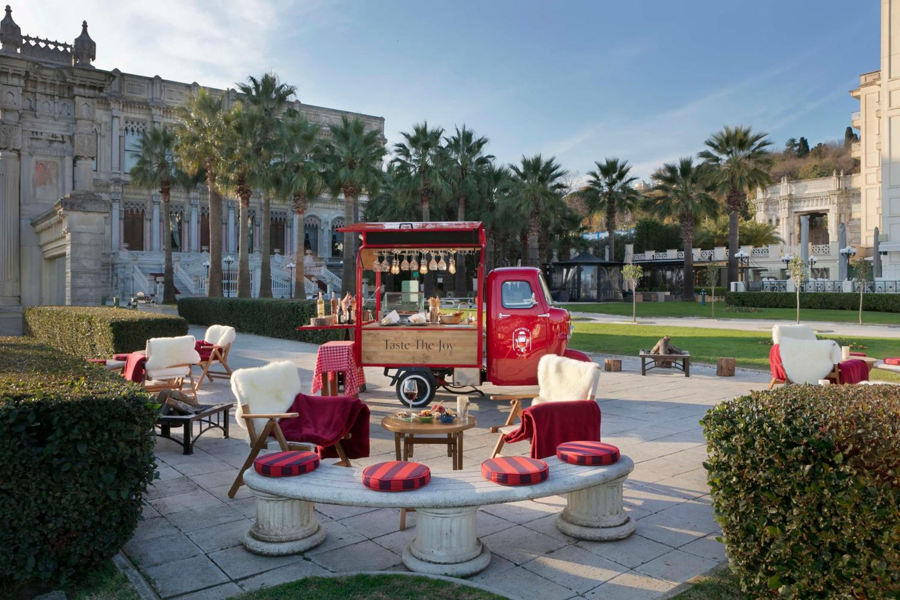 Çırağan Palace Kempinski Istanbul — 13