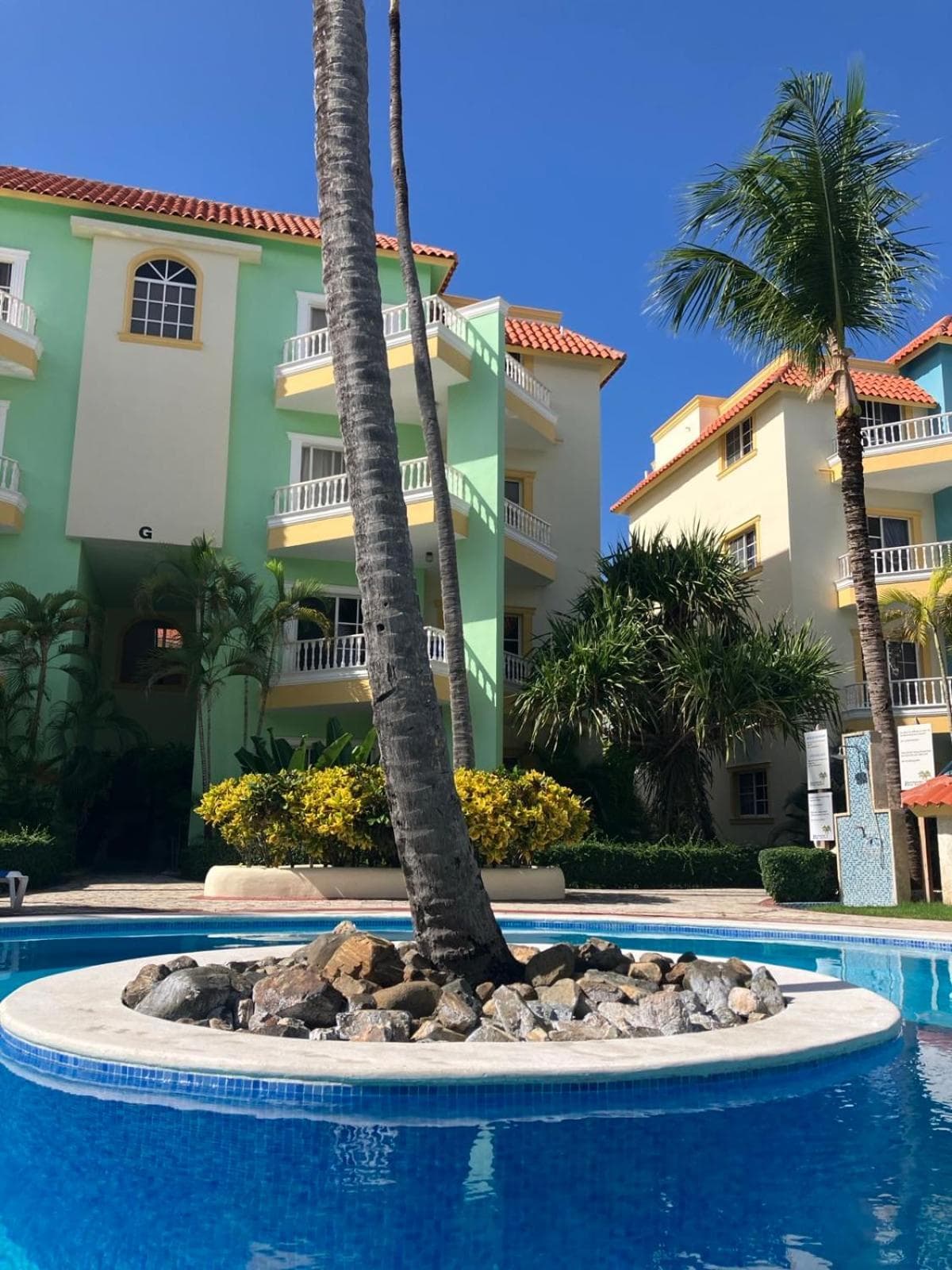 Palm Suites E-6-two-level apartment with a view of the pool — 21