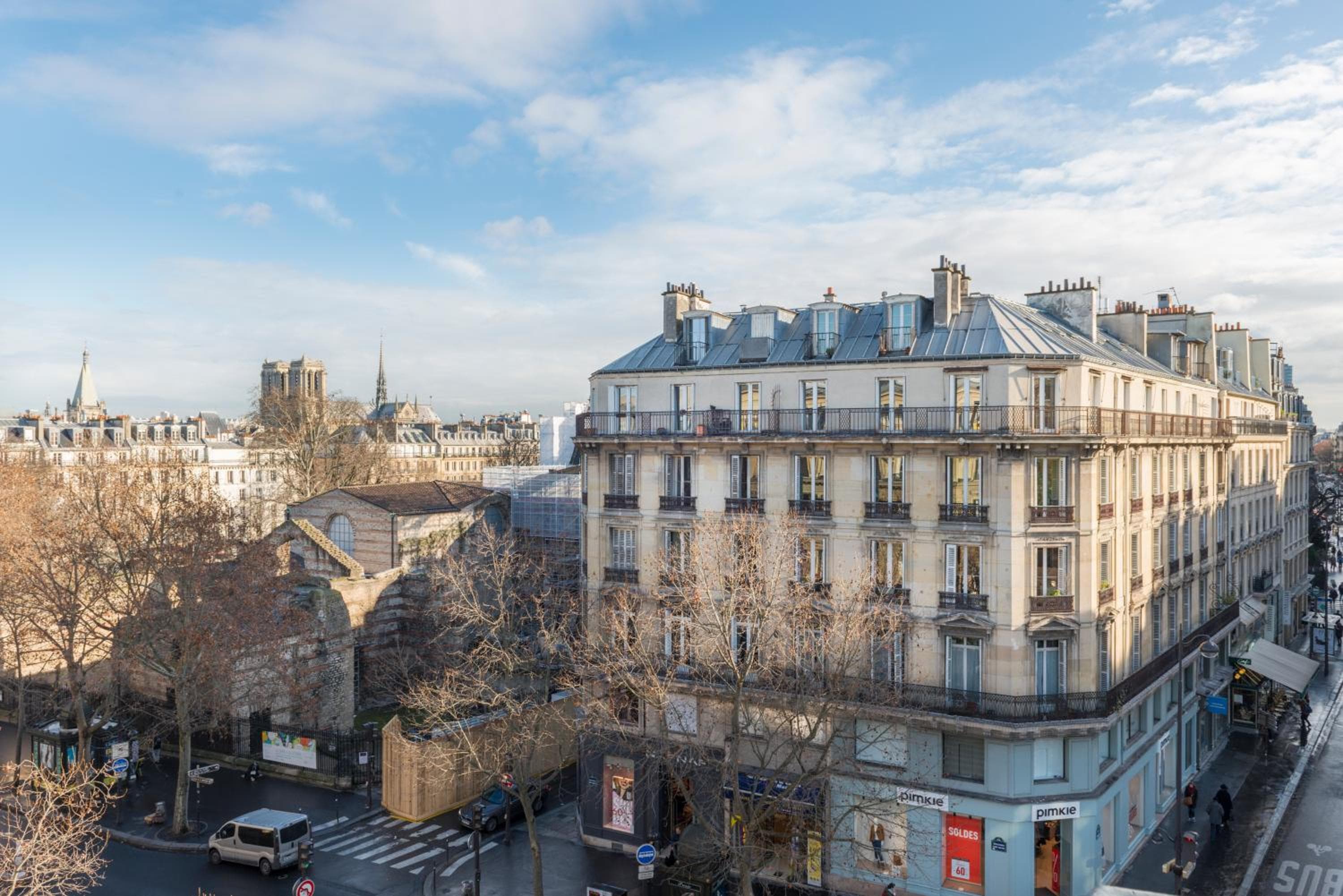 Hôtel Belloy — 3