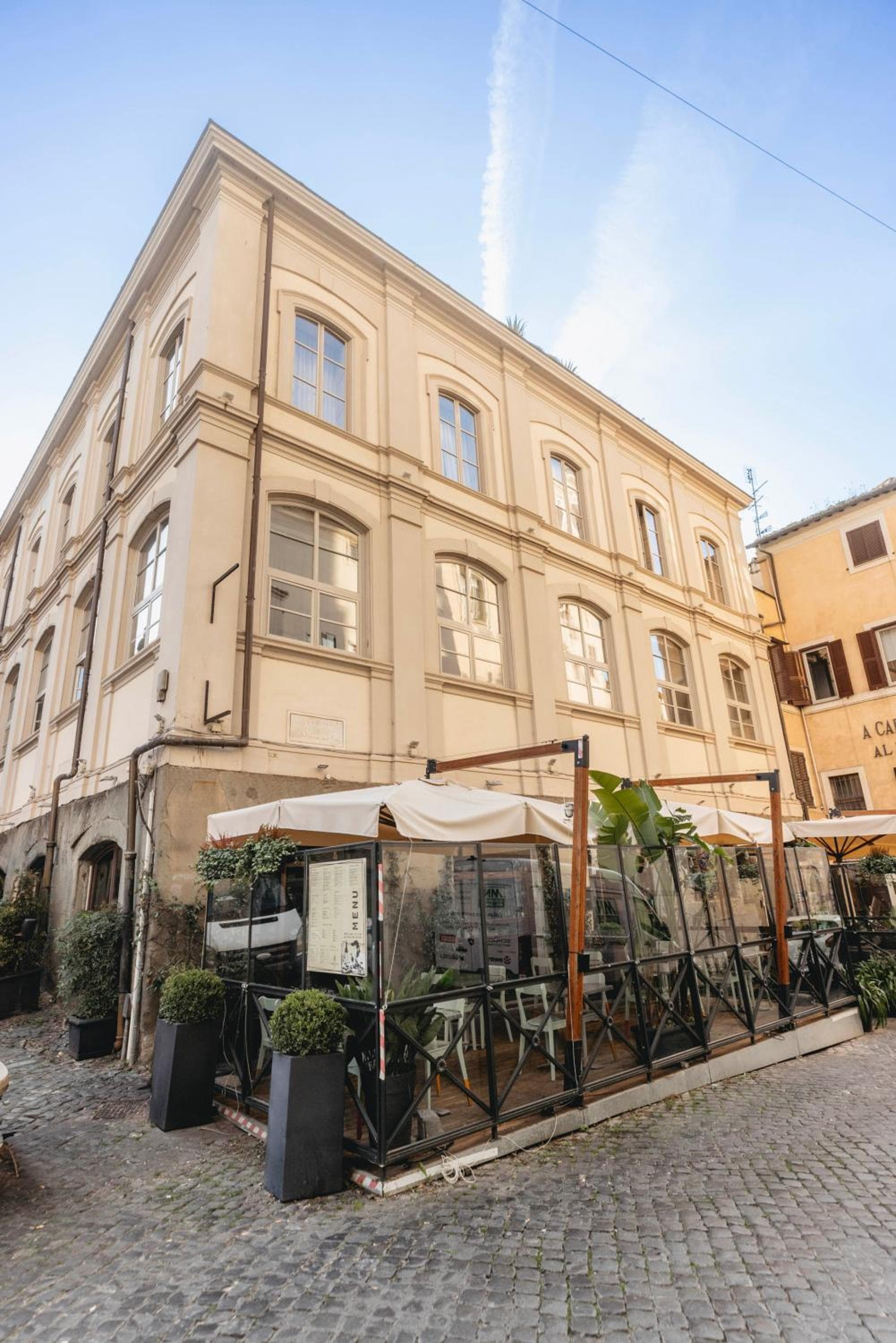 Roma Luxus Hotel — 8