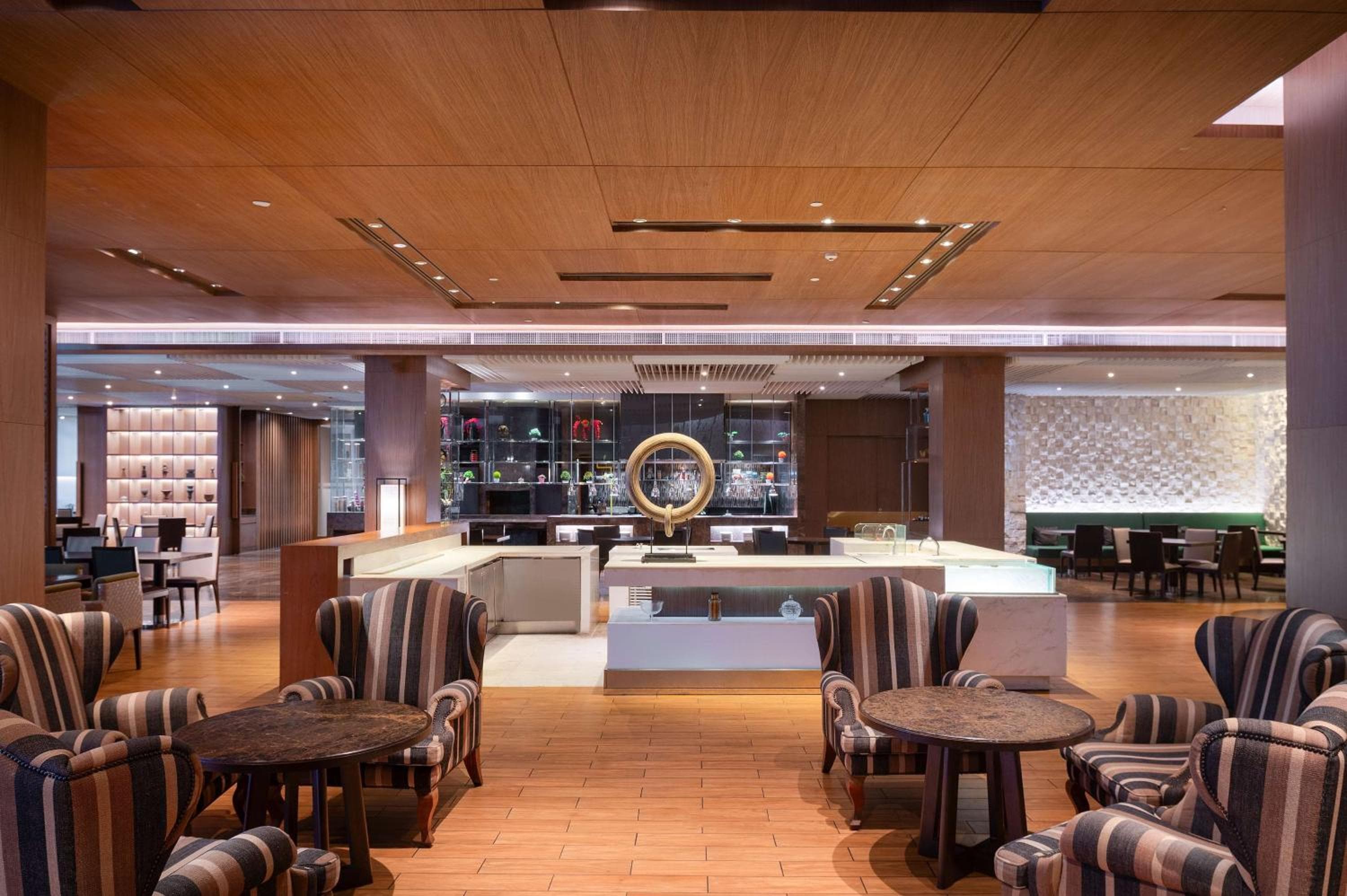 Radisson Blu Plaza Bangkok — 18