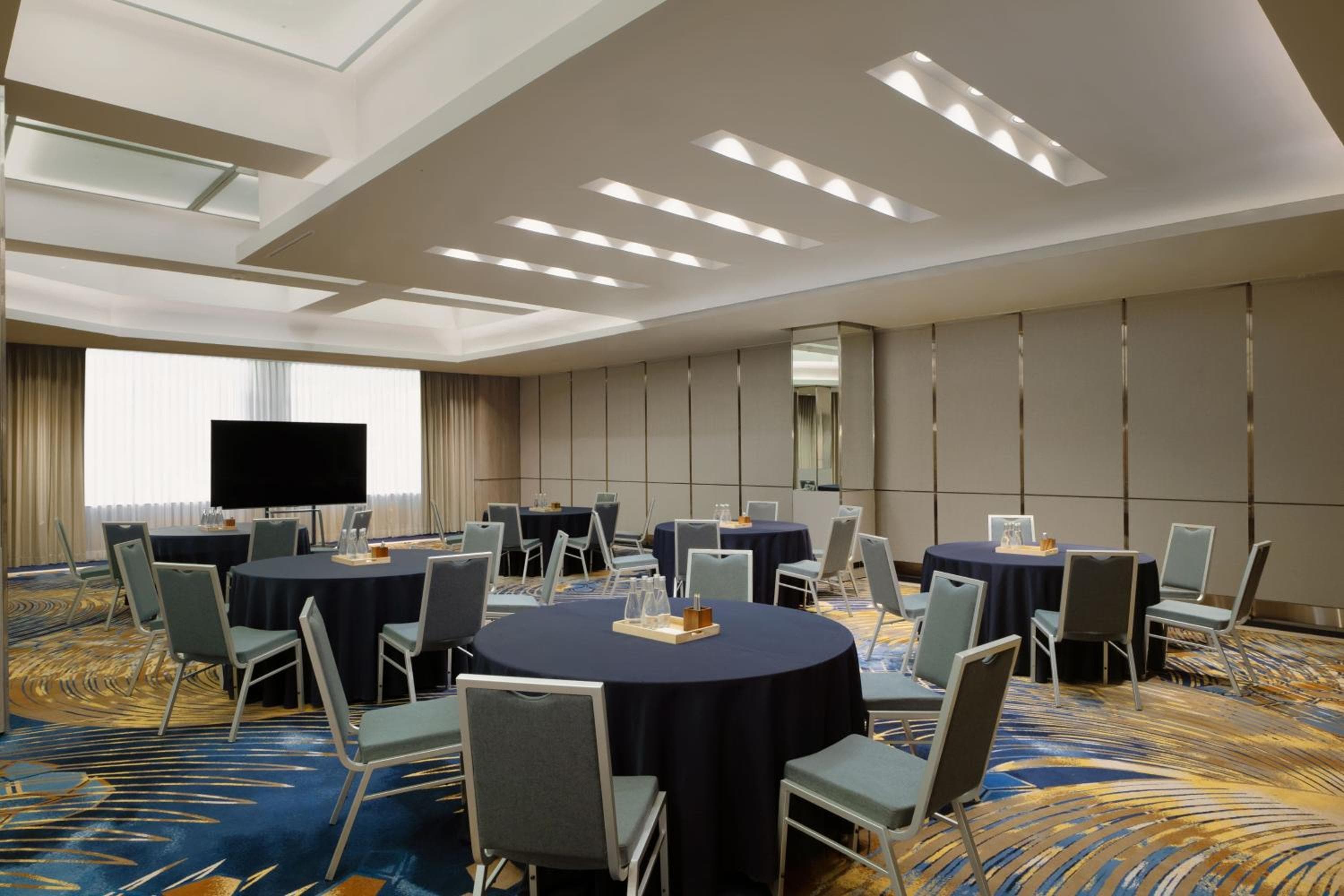 Royal Orchid Sheraton Riverside Hotel Bangkok — 8