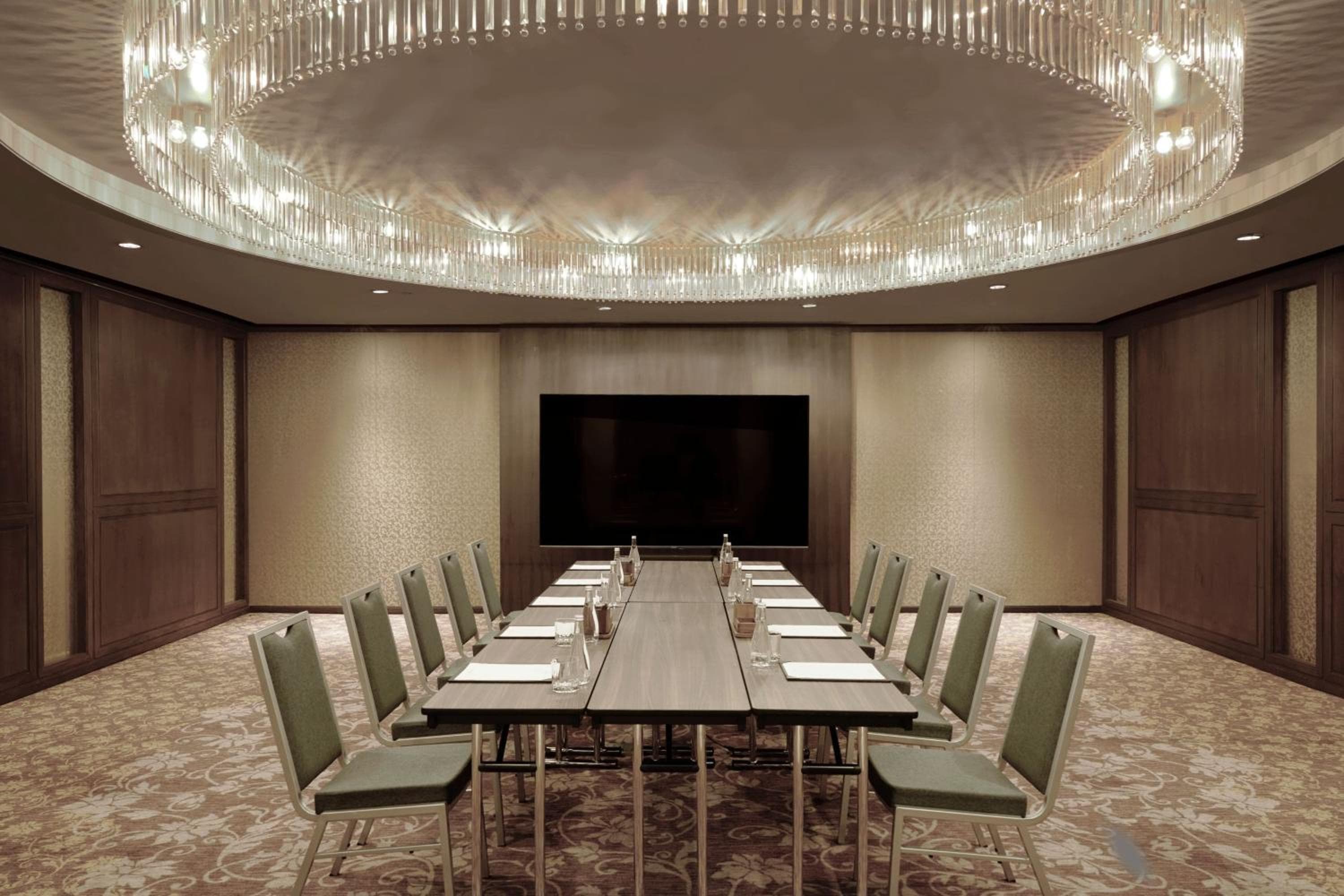 Royal Orchid Sheraton Riverside Hotel Bangkok — 9