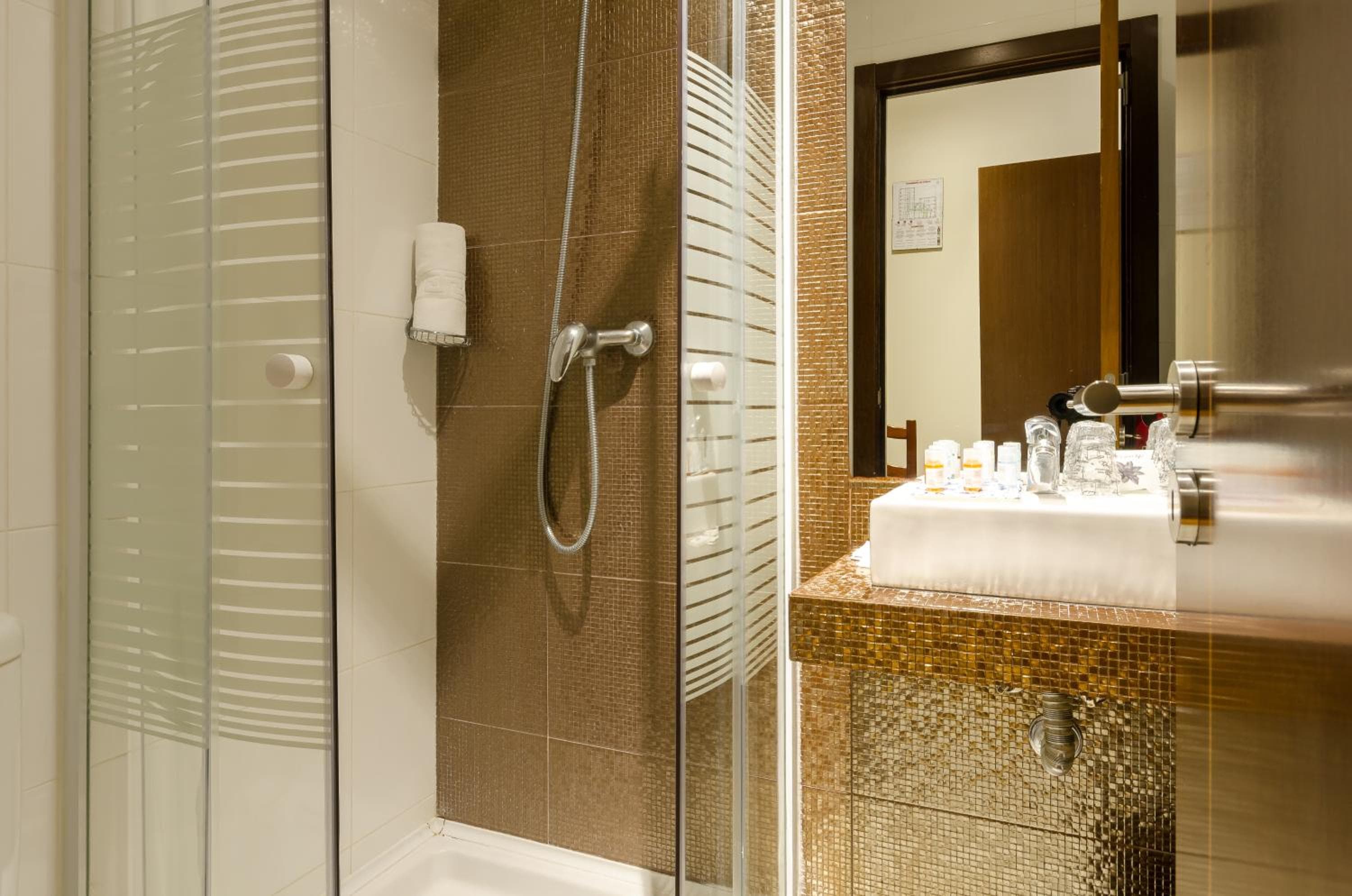 Hotel Duas Nações — 19