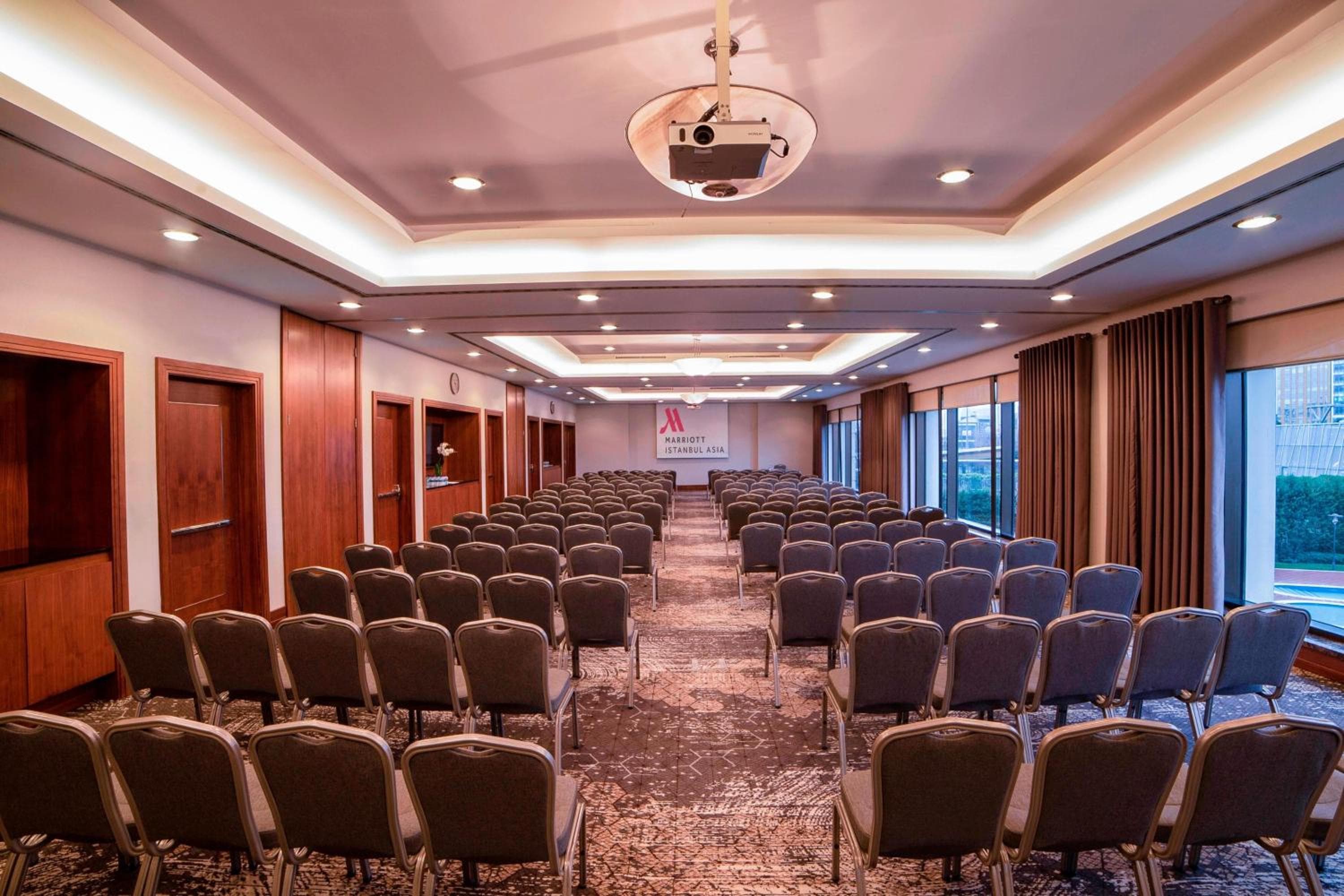 Istanbul Marriott Hotel Asia — 28