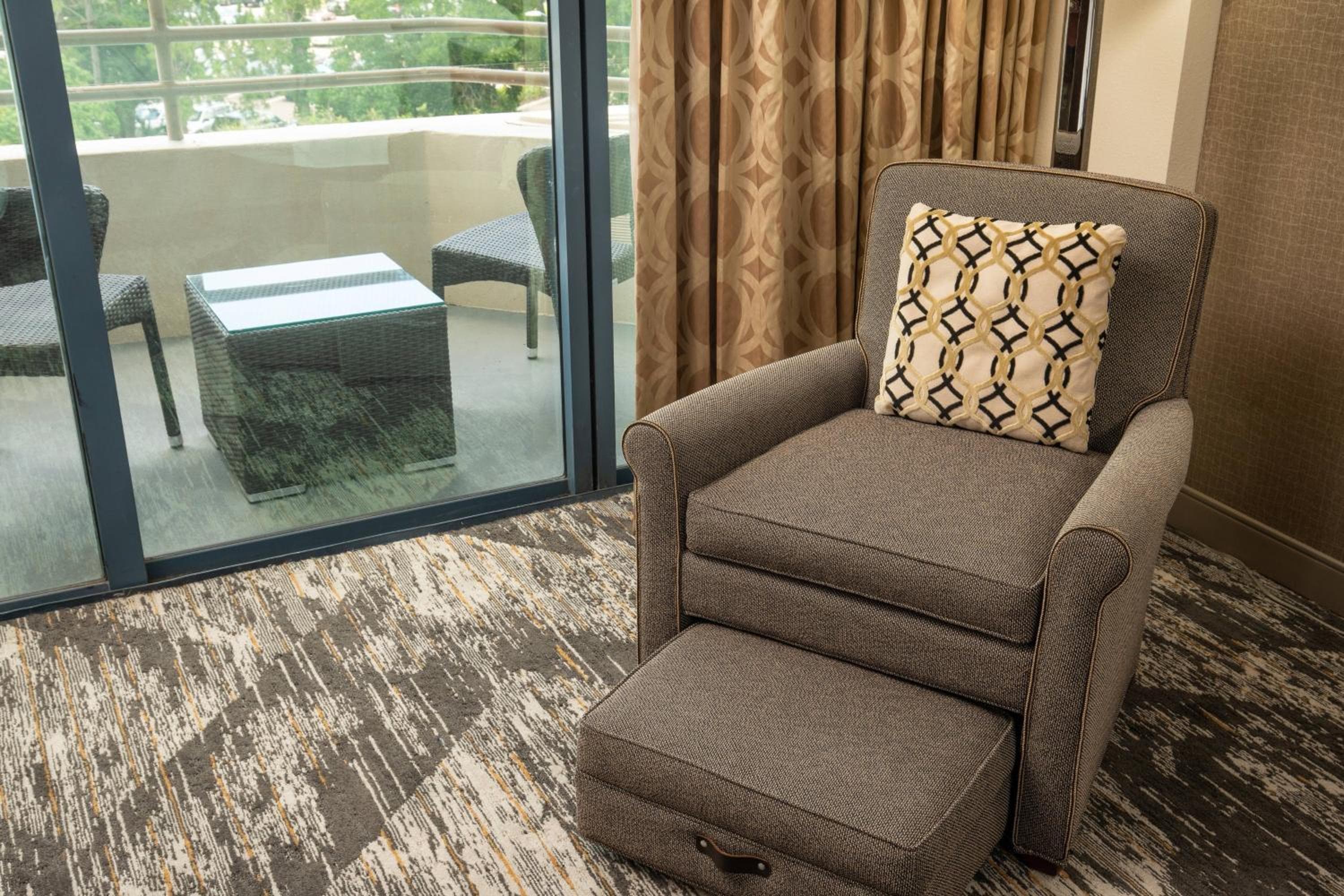 Sheraton Tampa Brandon Hotel — 7