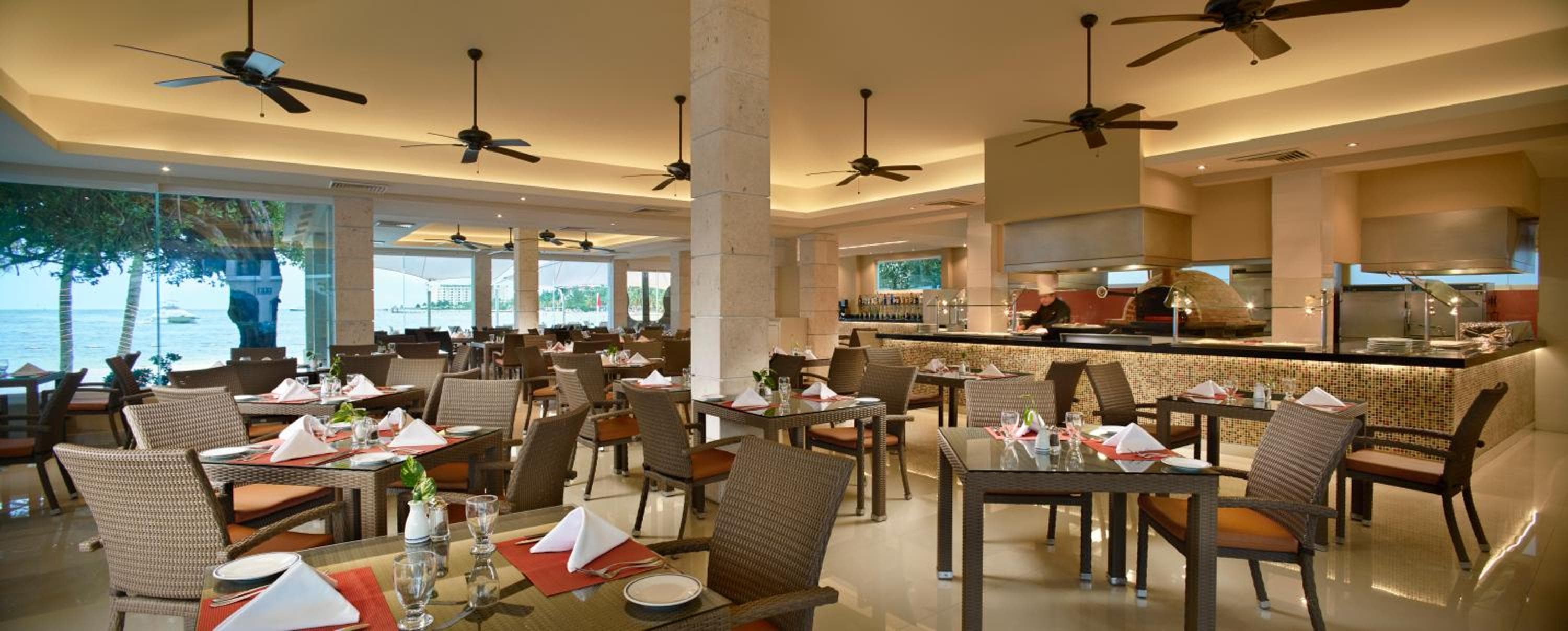 Occidental Costa Cancún - All Inclusive — 12