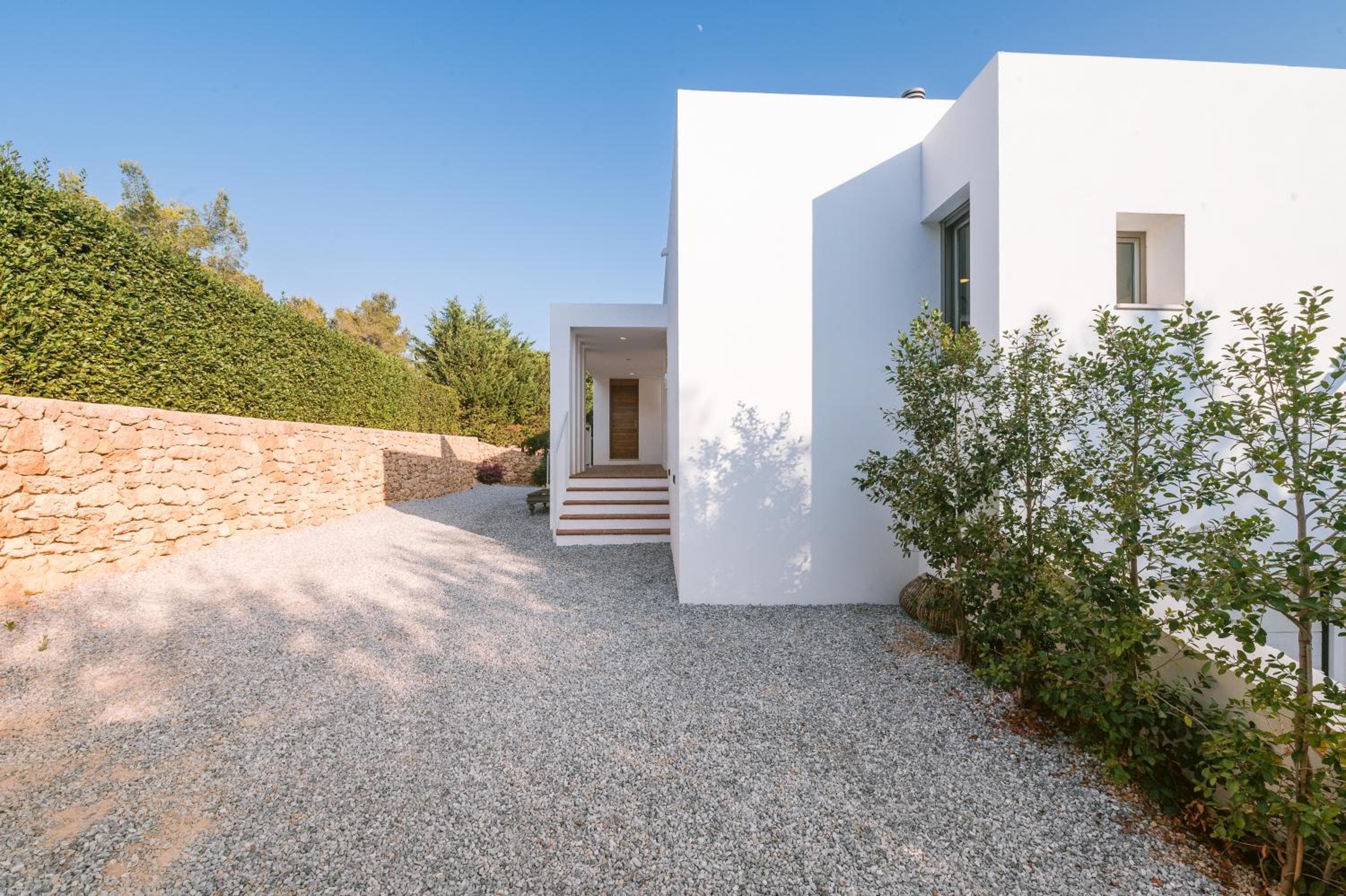 Can Sea Views — 30