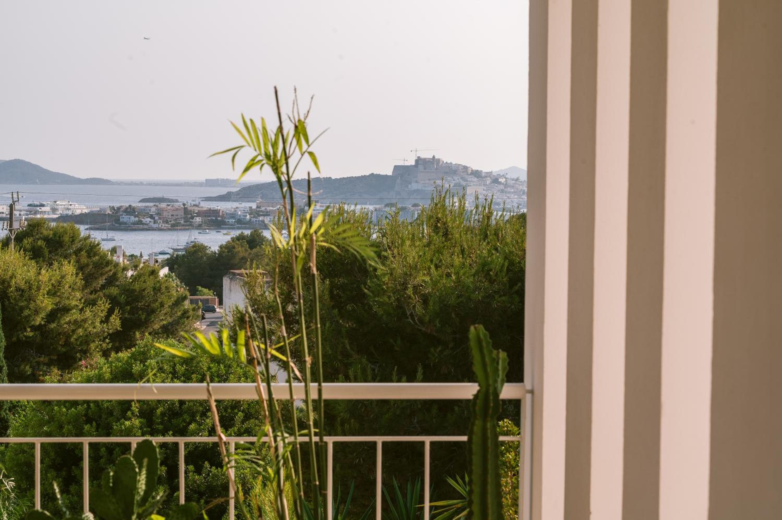 Can Sea Views — 8
