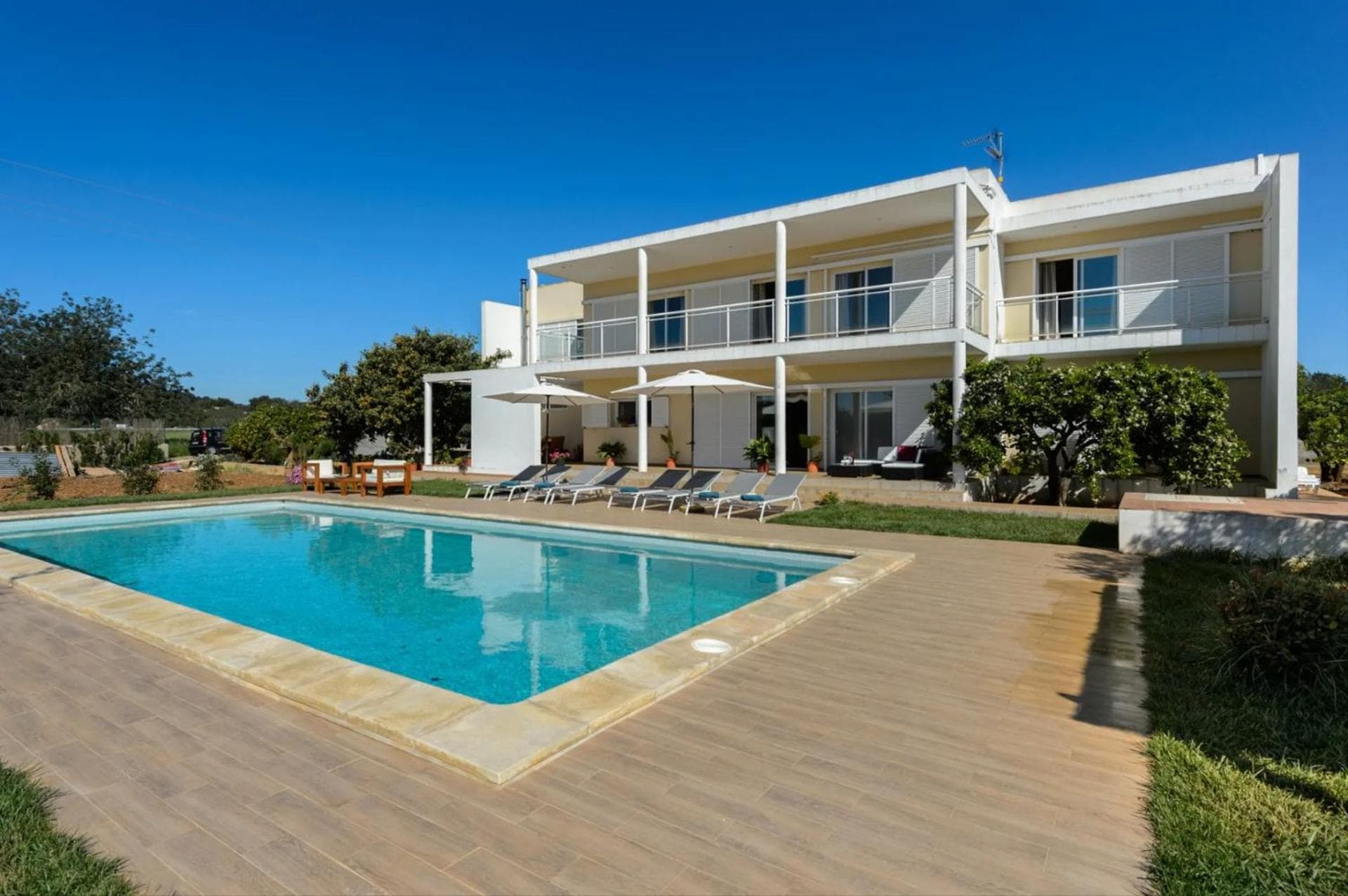 New! Villa Margarita — 2