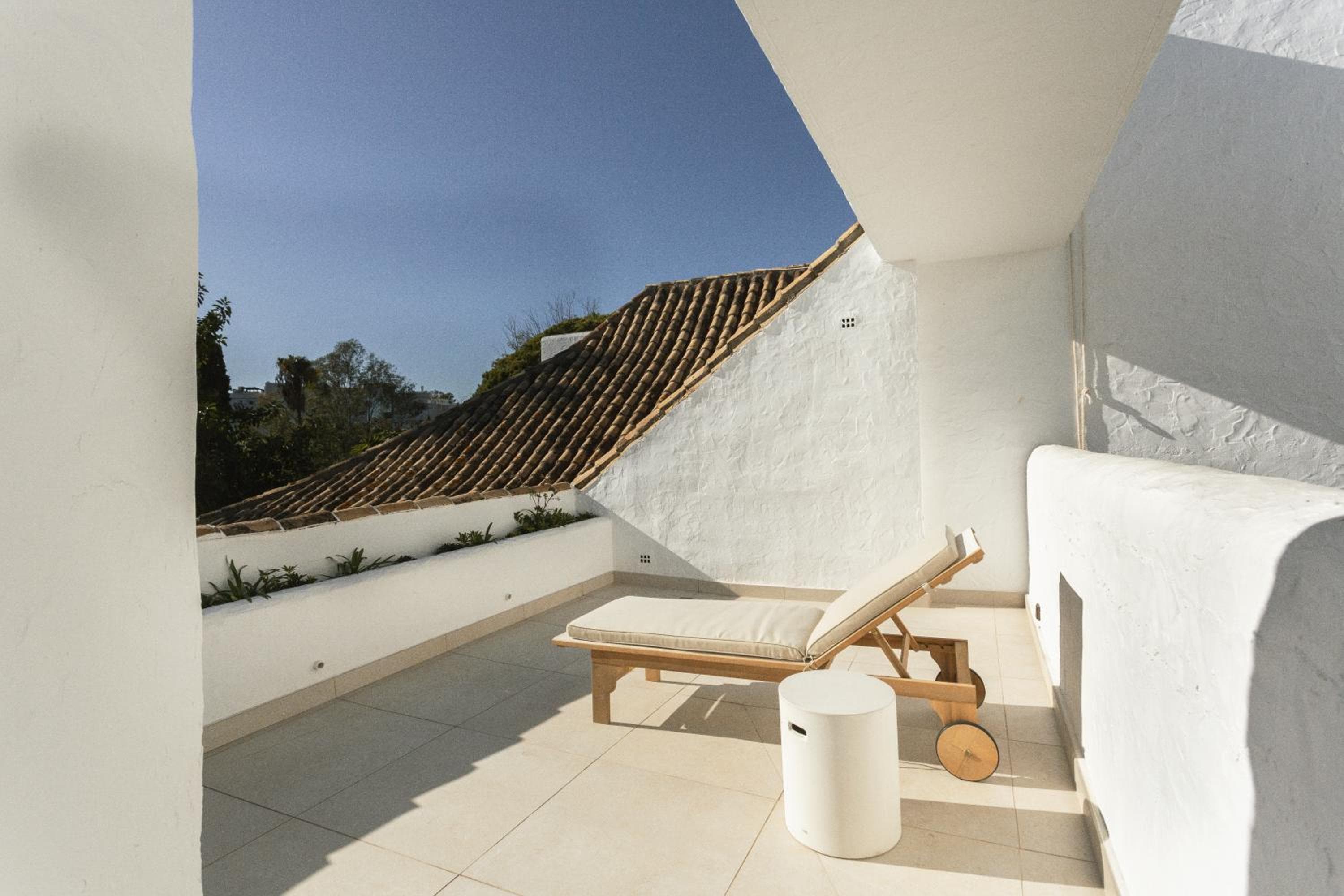 Anfitrión Villas & Suites — 2