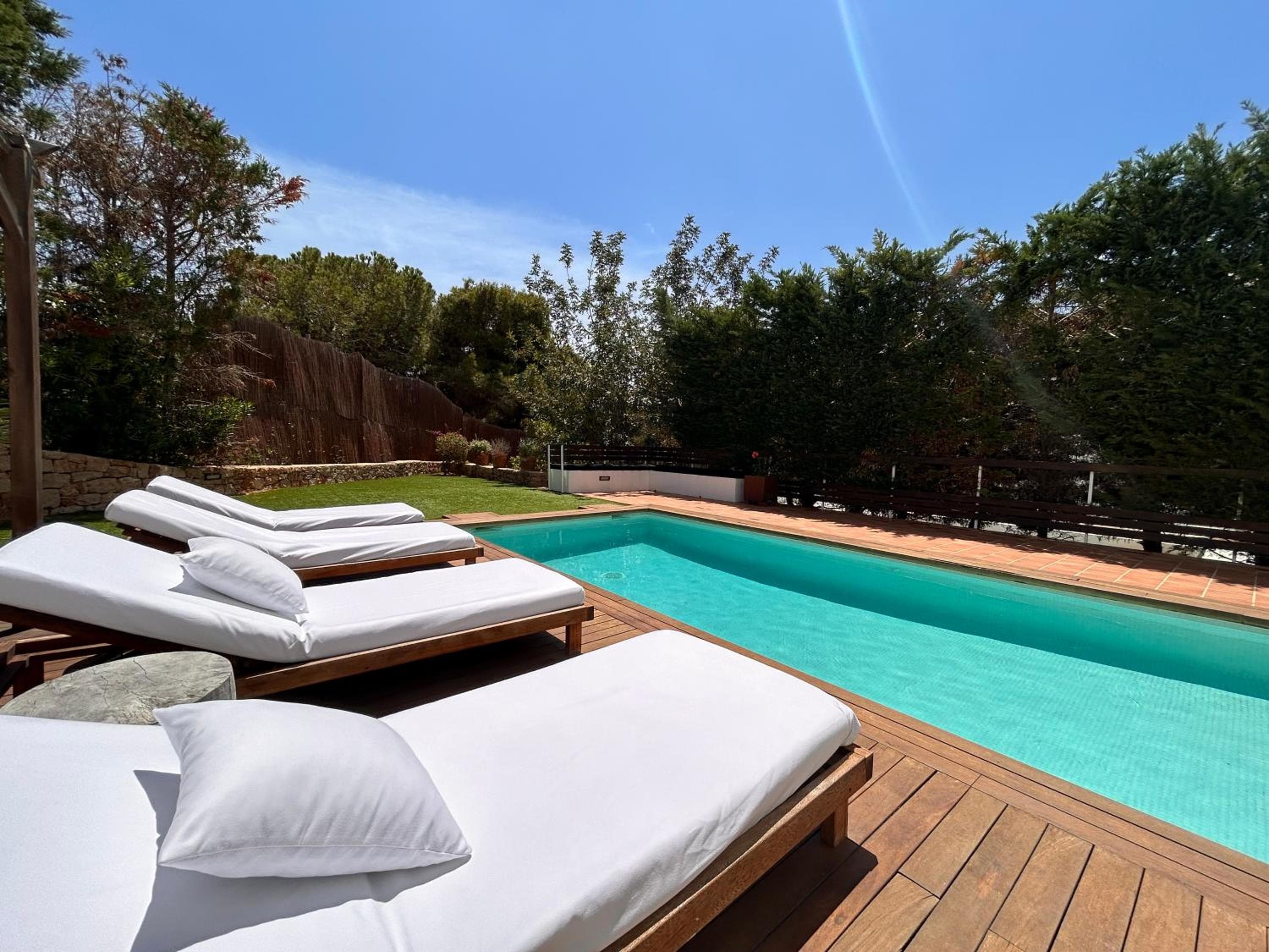 Can Sea Views — 12
