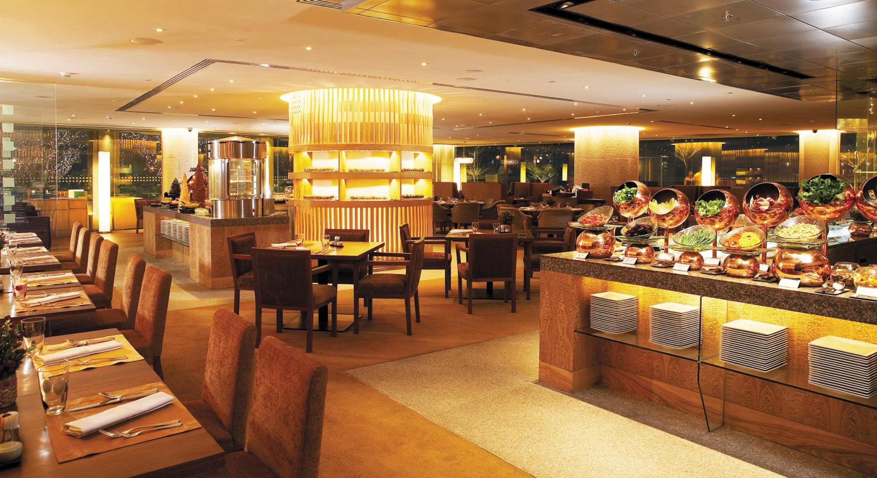 Shangri-La Bangkok hotel, 89 Soi Wat Suan Plu, Bangrak, Bangkok, Thailand — photo 49