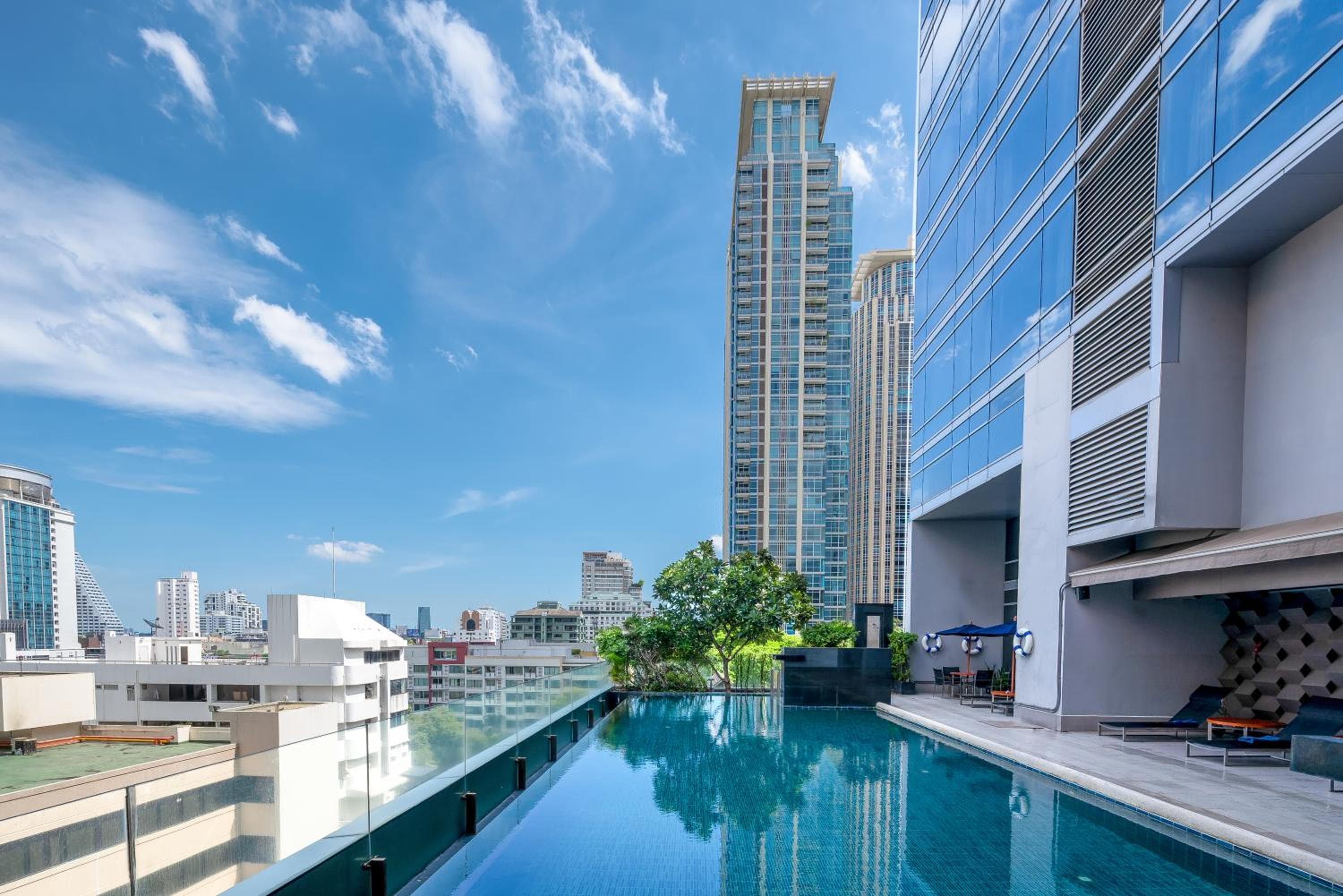 Four Points by Sheraton Bangkok Ploenchit — 3