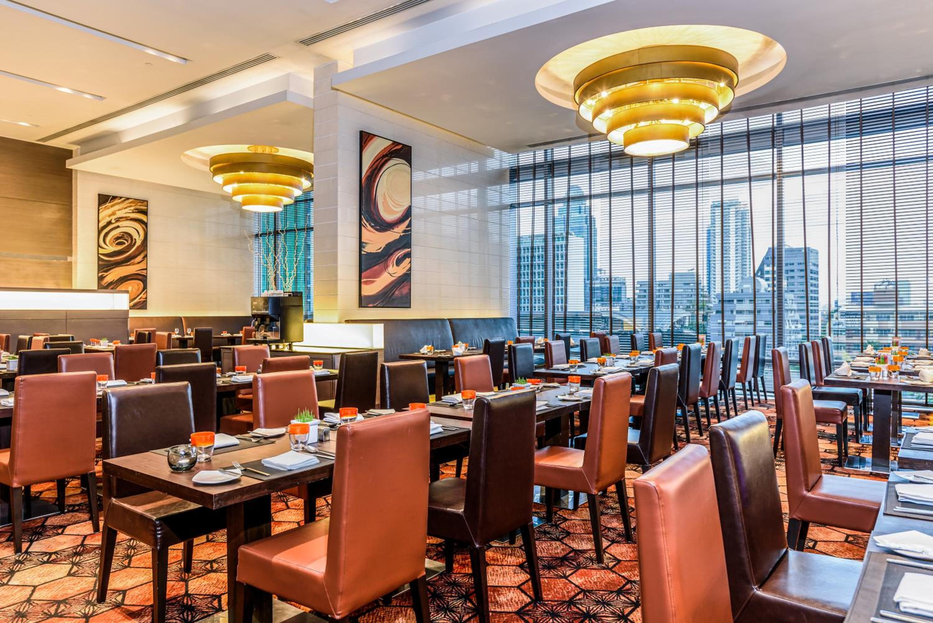 Four Points by Sheraton Bangkok Ploenchit — 6