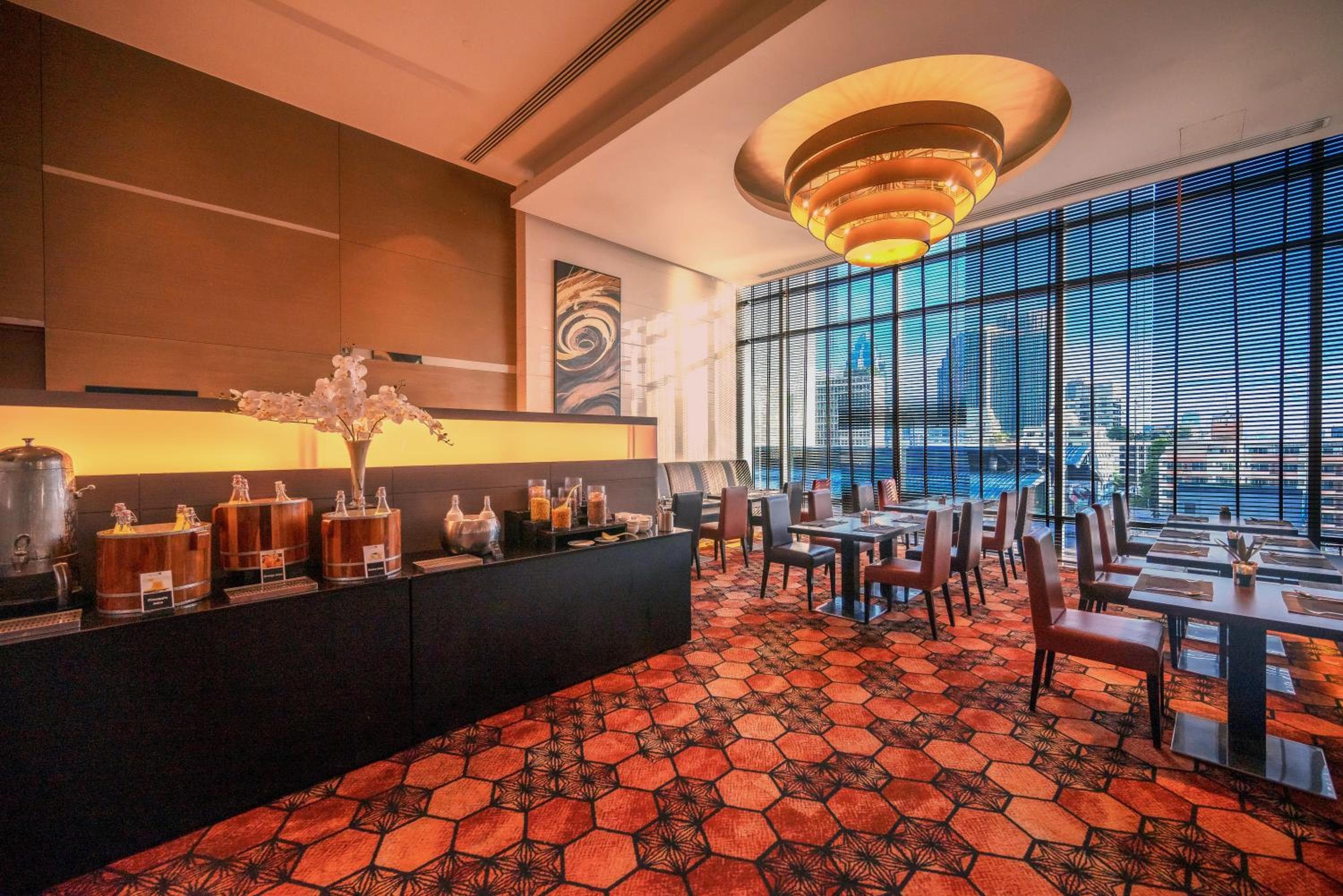 Four Points by Sheraton Bangkok Ploenchit — 29