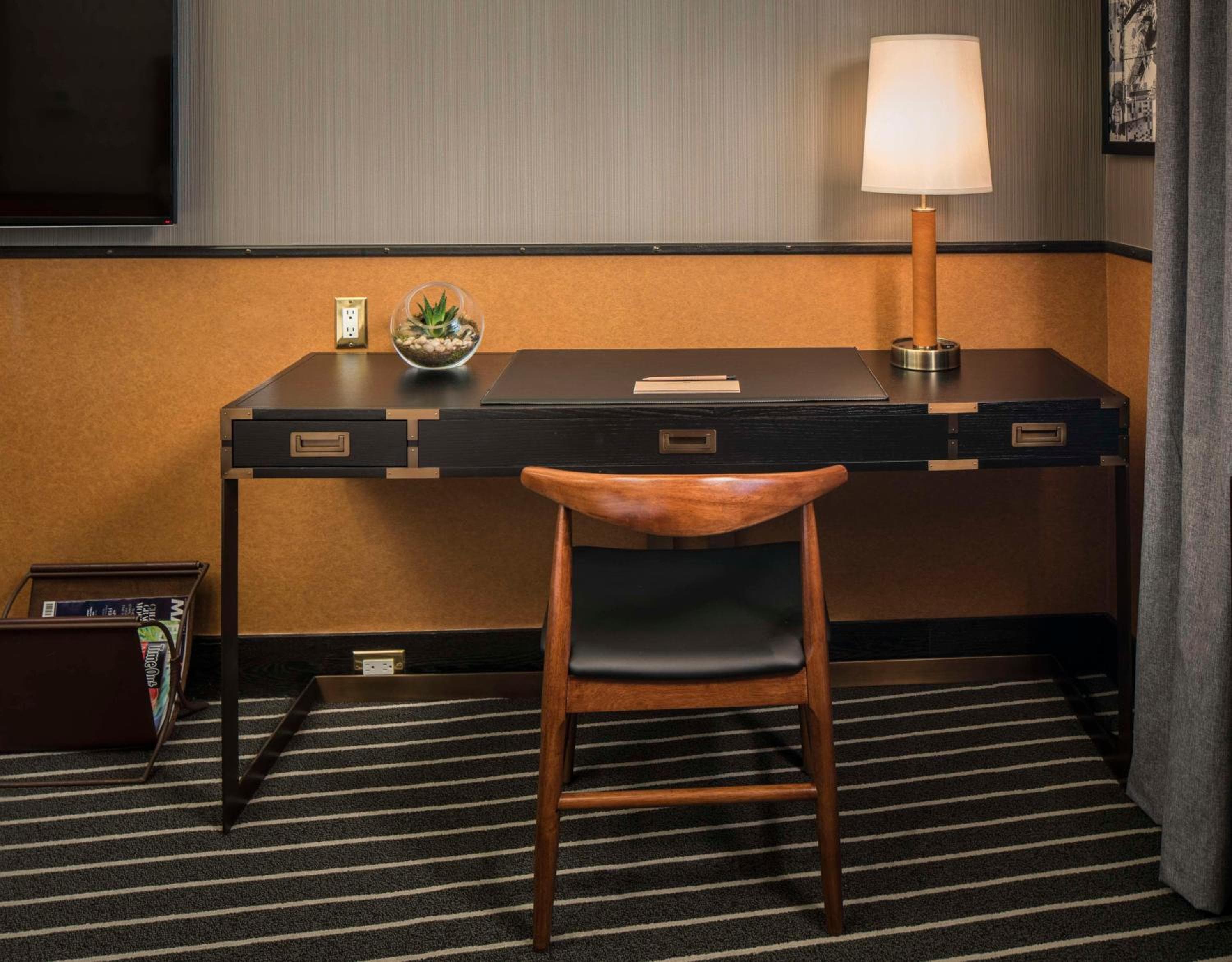 Gild Hall, A Thompson Hotel, by Hyatt — 8