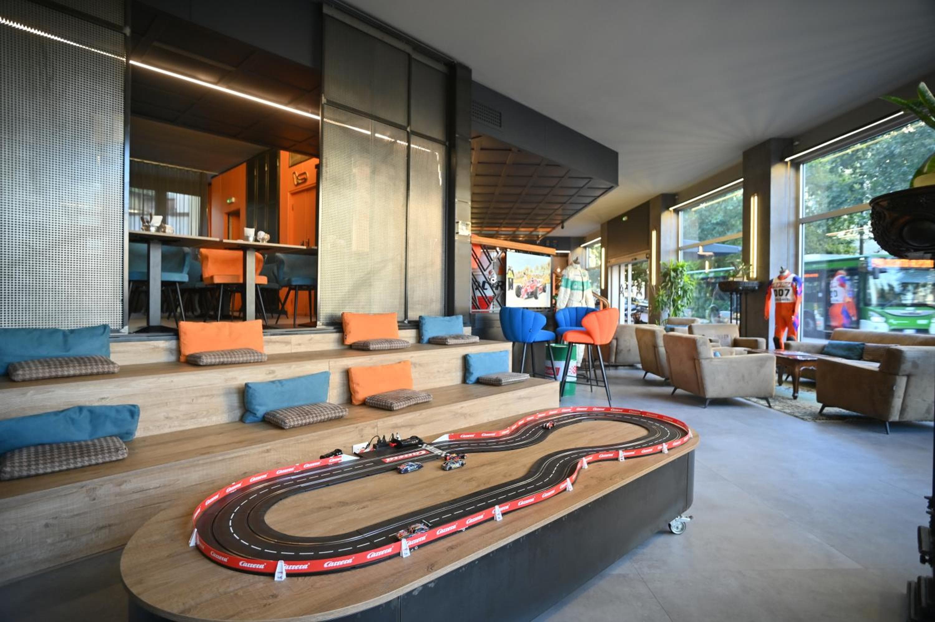 Admiral Hotel — 15