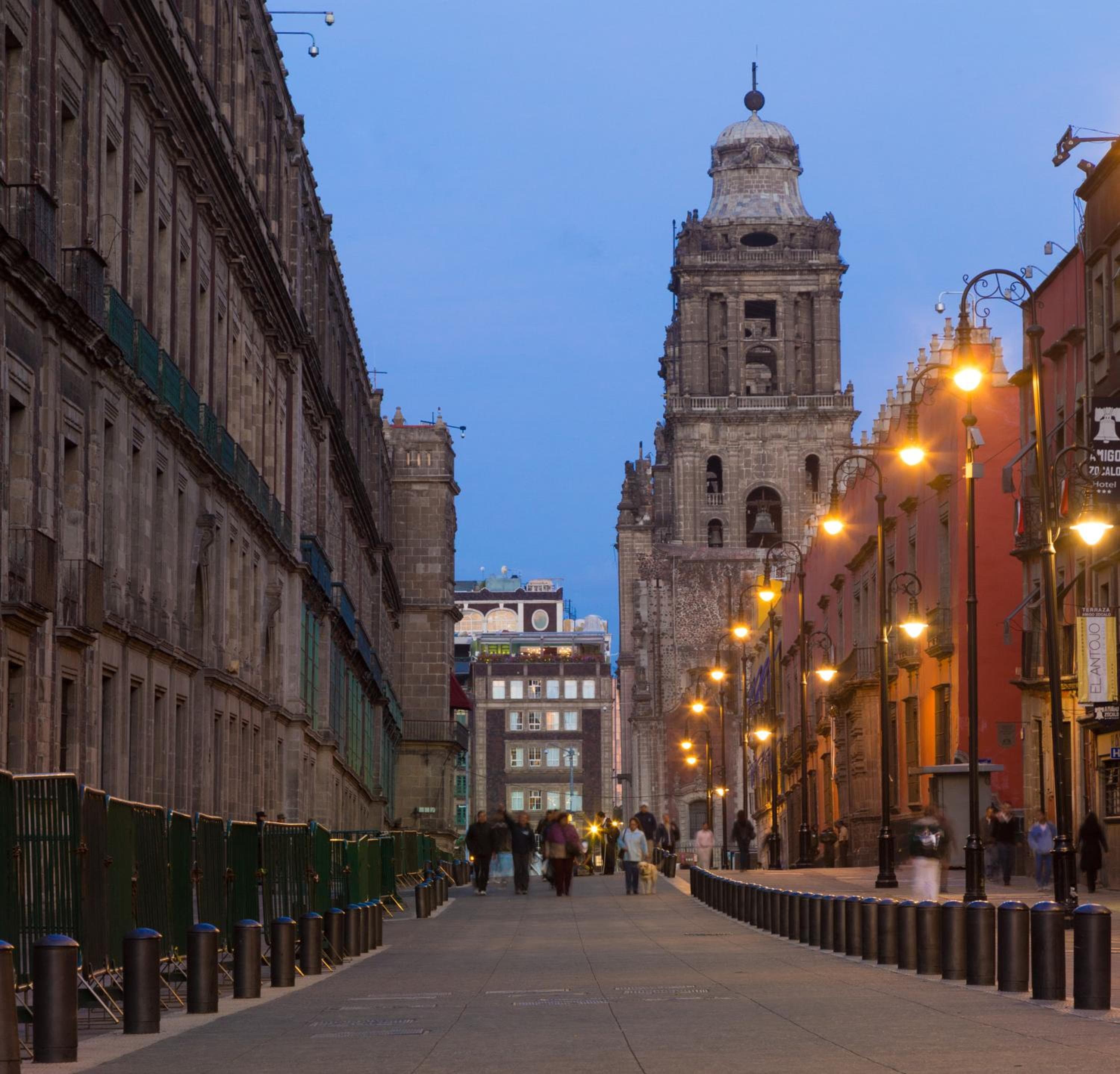 Zócalo Central — 23